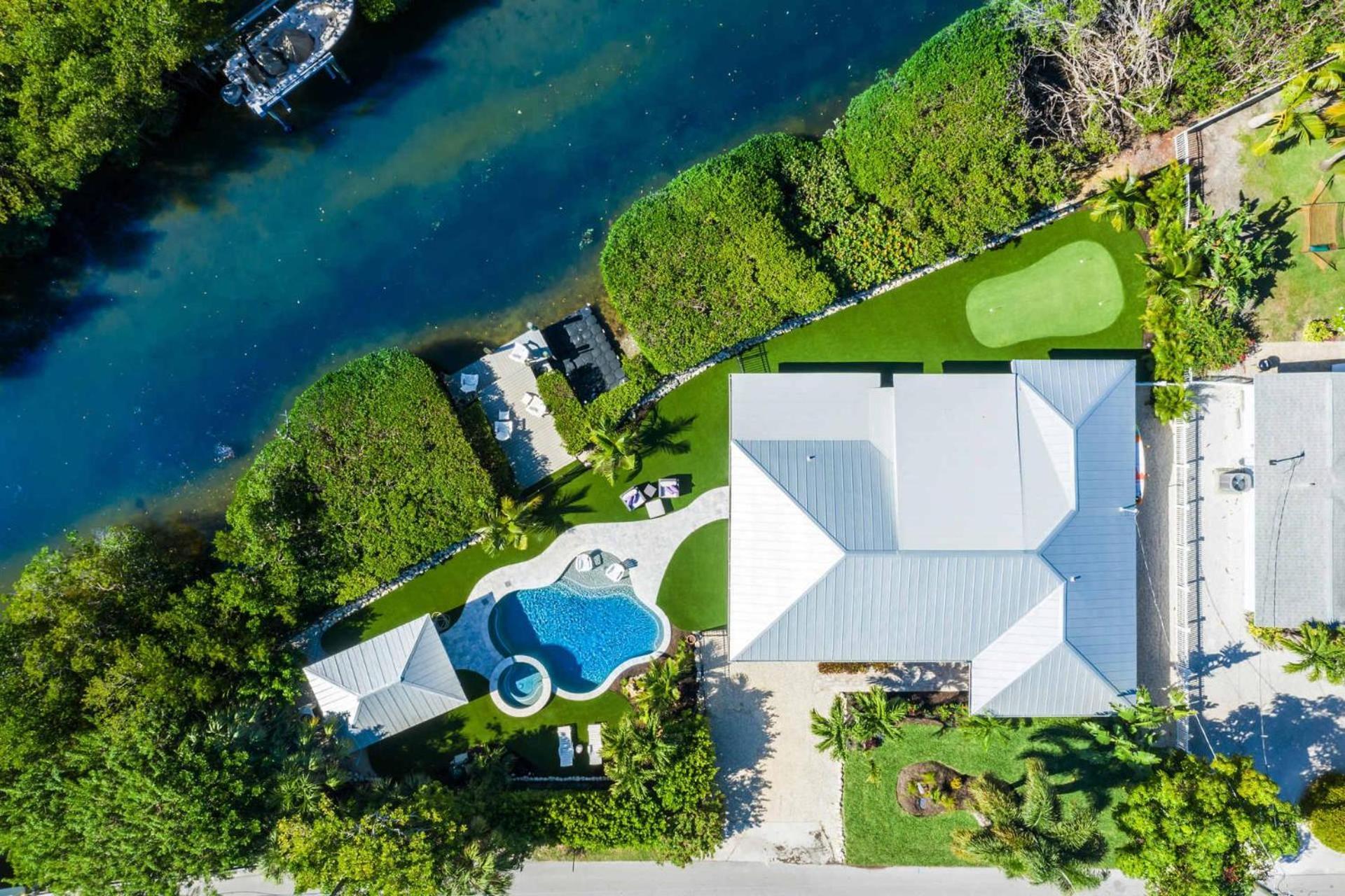 Lavender Lagoon Holiday home *