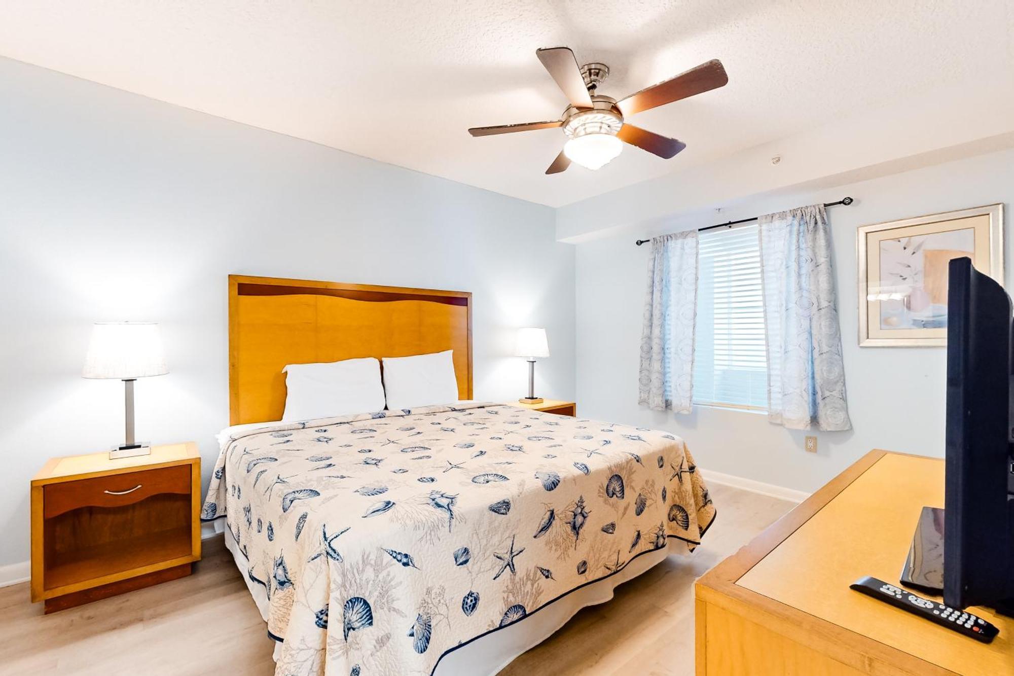 Ocean Walk 2424a + 2424b * Daytona Beach