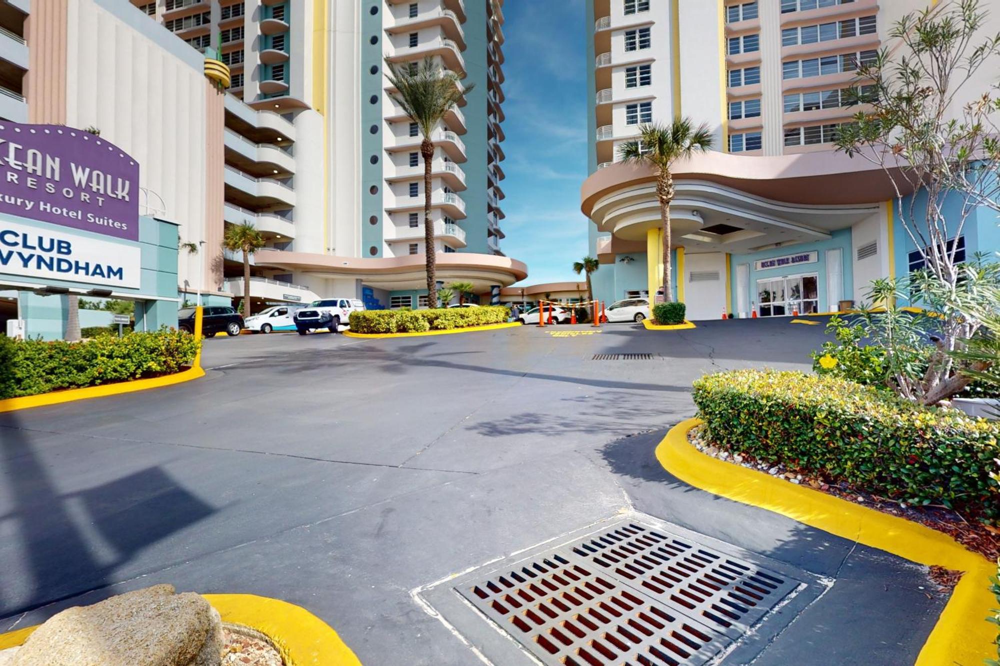 Ocean Walk 2424a + 2424b Daytona Beach