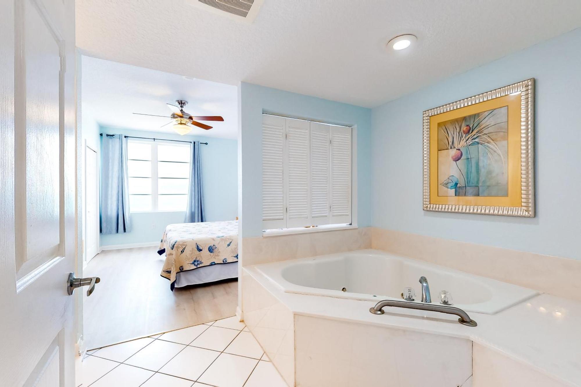 Ocean Walk 2424a + 2424b * Daytona Beach