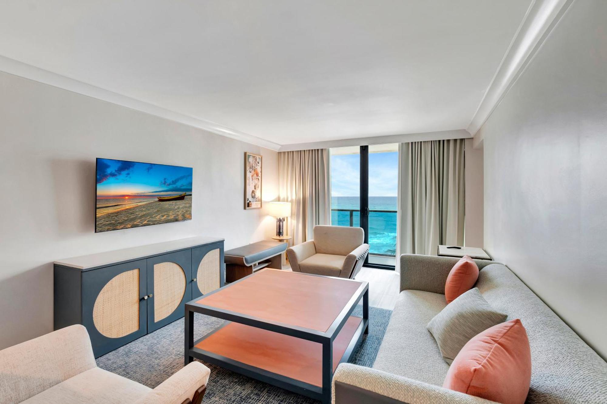 Resort Tideline Palm Ocean And