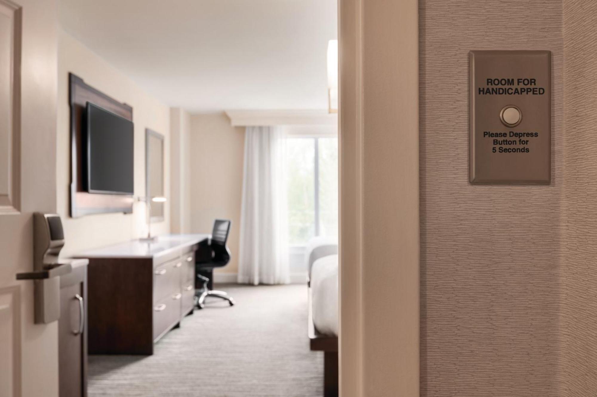 Hilton 4*