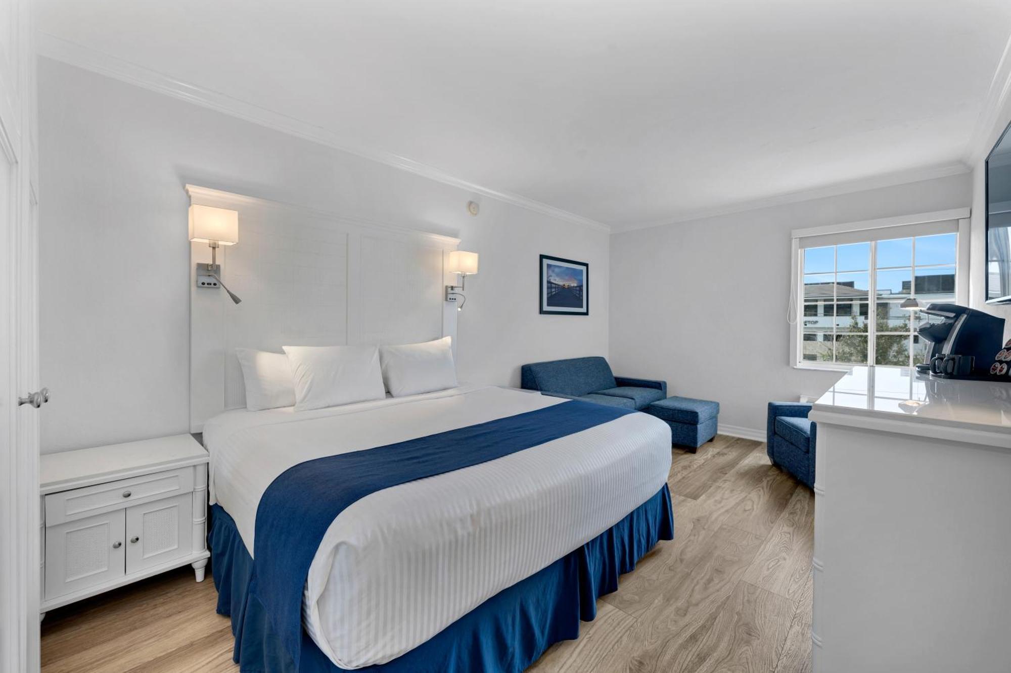 Hotel Bayfront 5th Avenue 3*