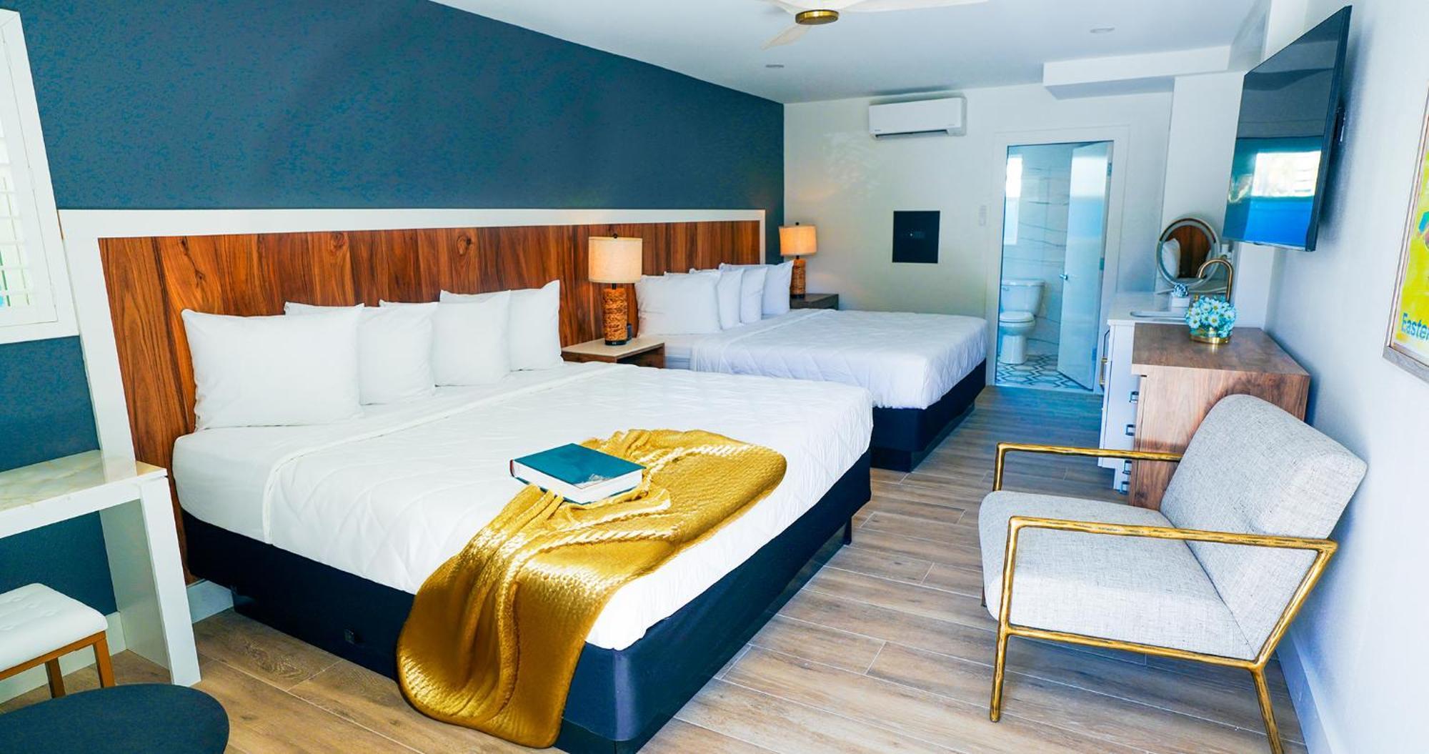 Motel Ivory Sands Beach Suites 2*