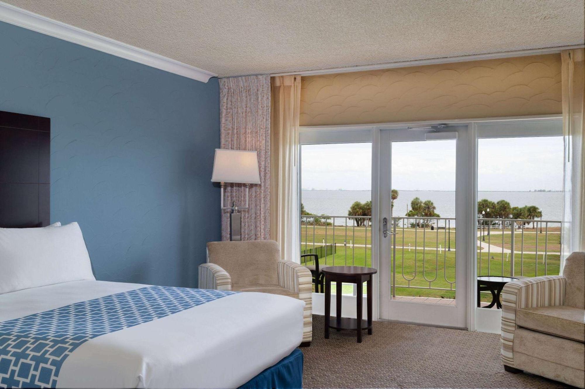 & Trademark Collection By Wyndham Resort Safety Harbor