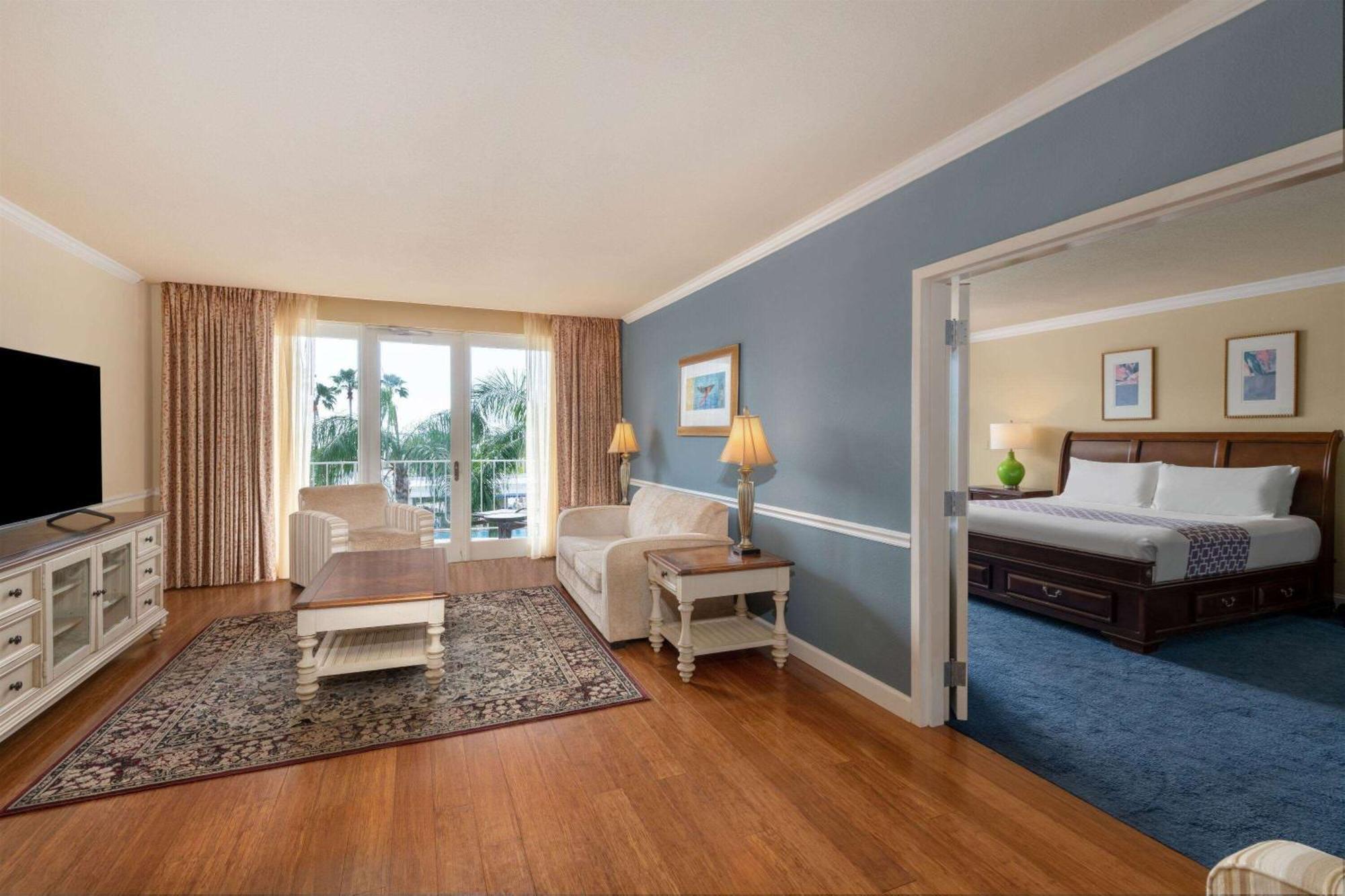 Resort & Trademark Collection By Wyndham Safety Harbor