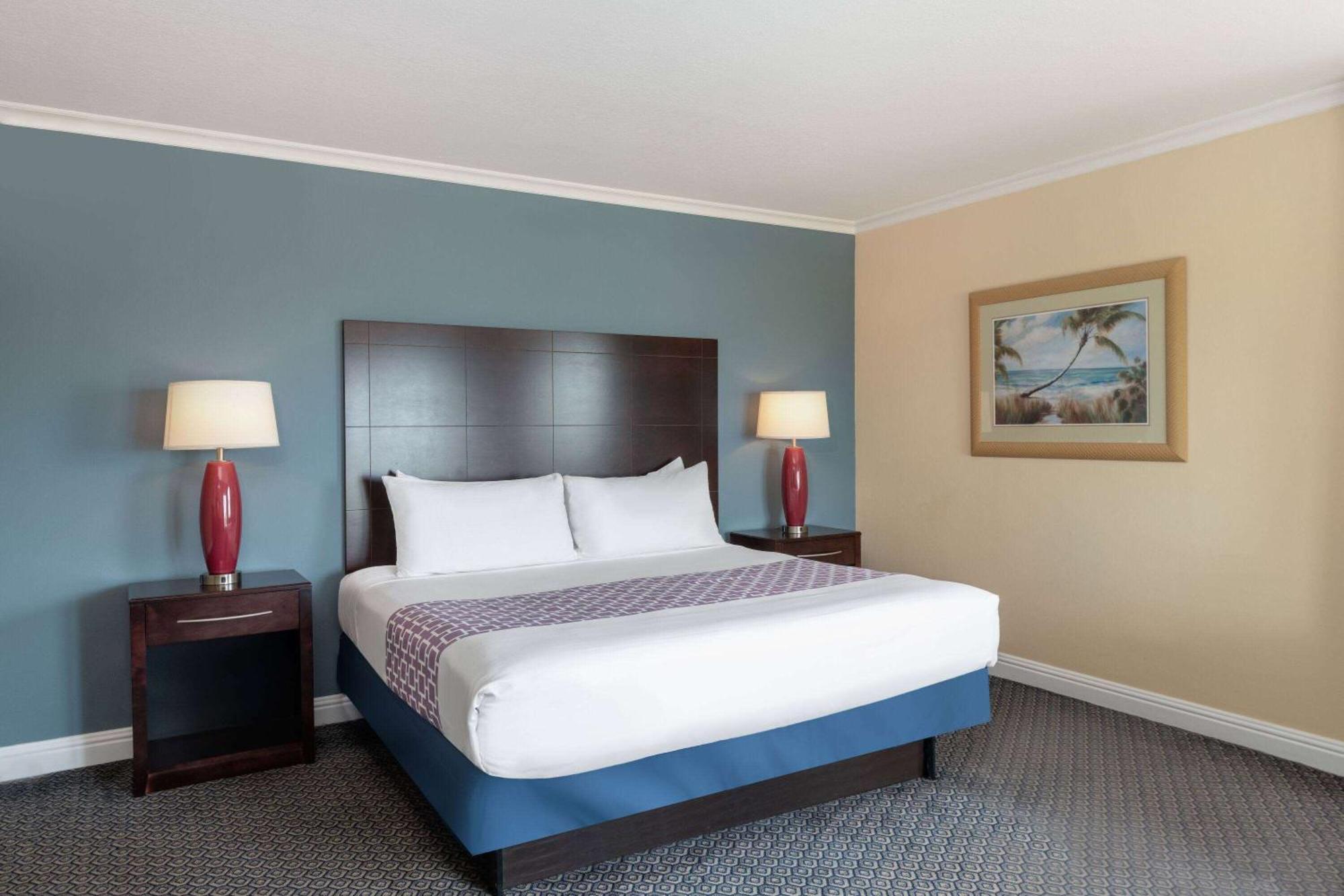 Resort & Trademark Collection By Wyndham