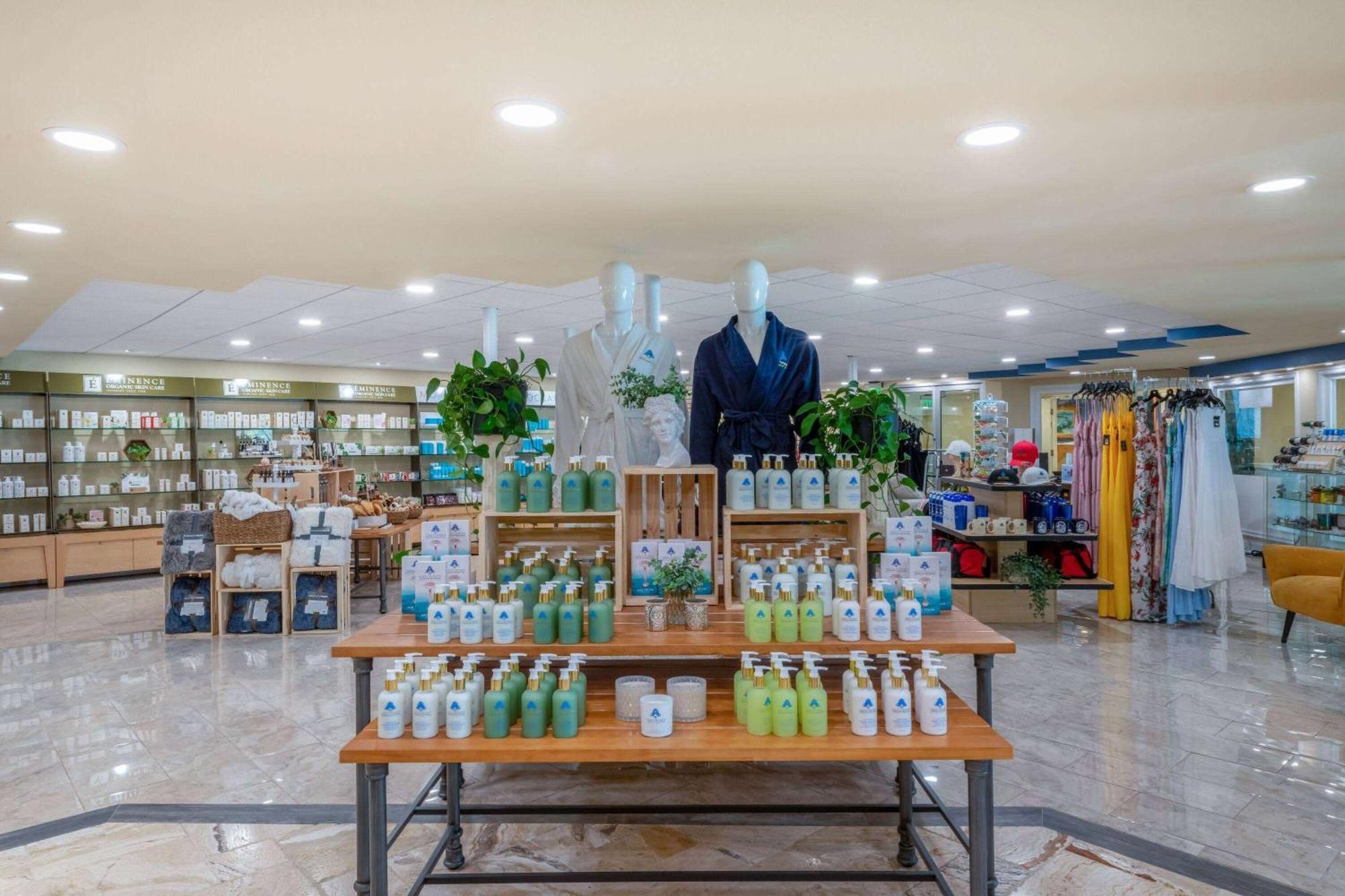& Trademark Collection By Wyndham Resort