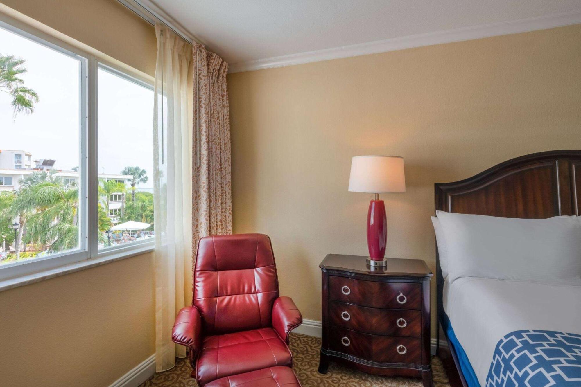 & Trademark Collection By Wyndham Resort 4*