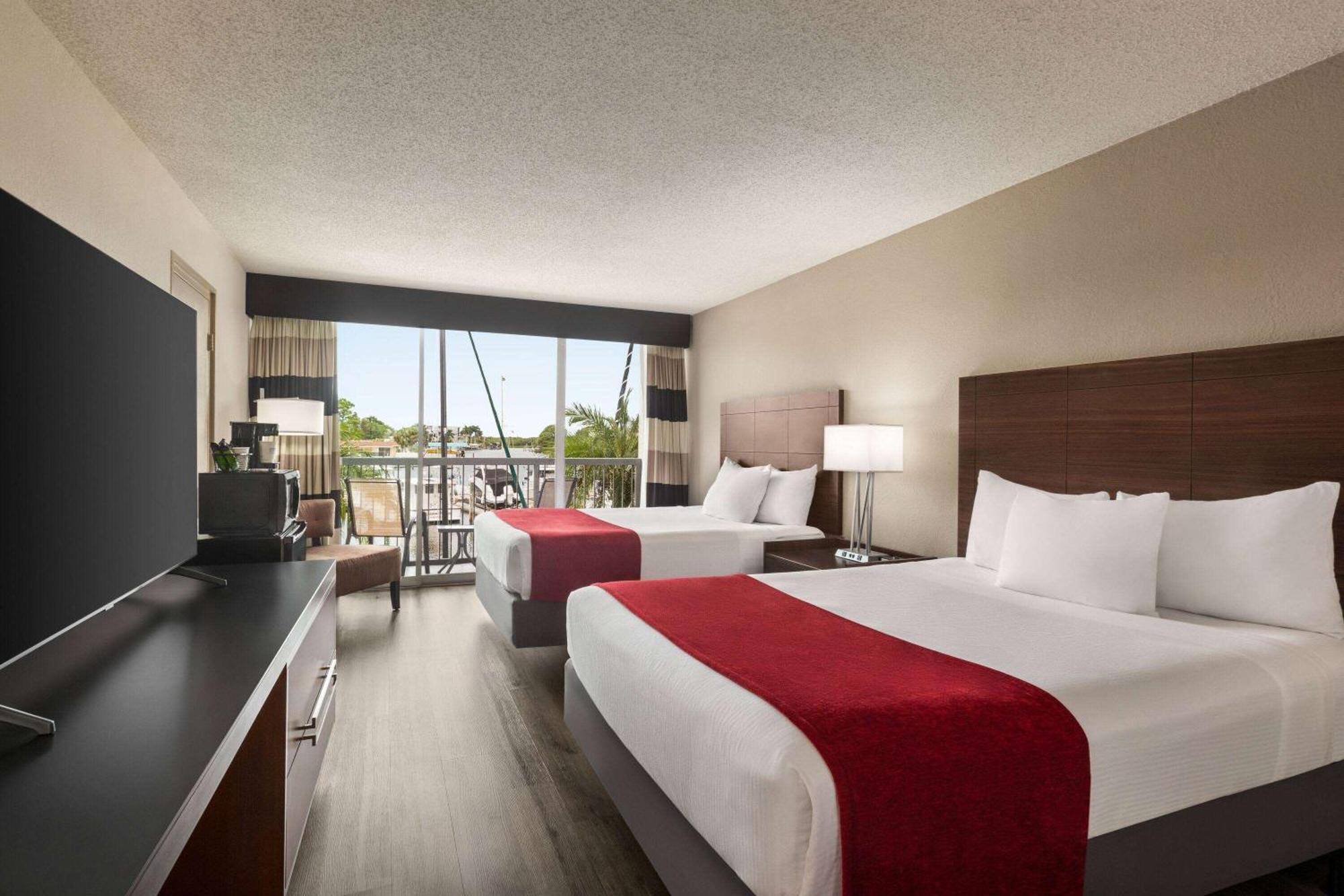 Ramada By Wyndham Waterfront Sarasota