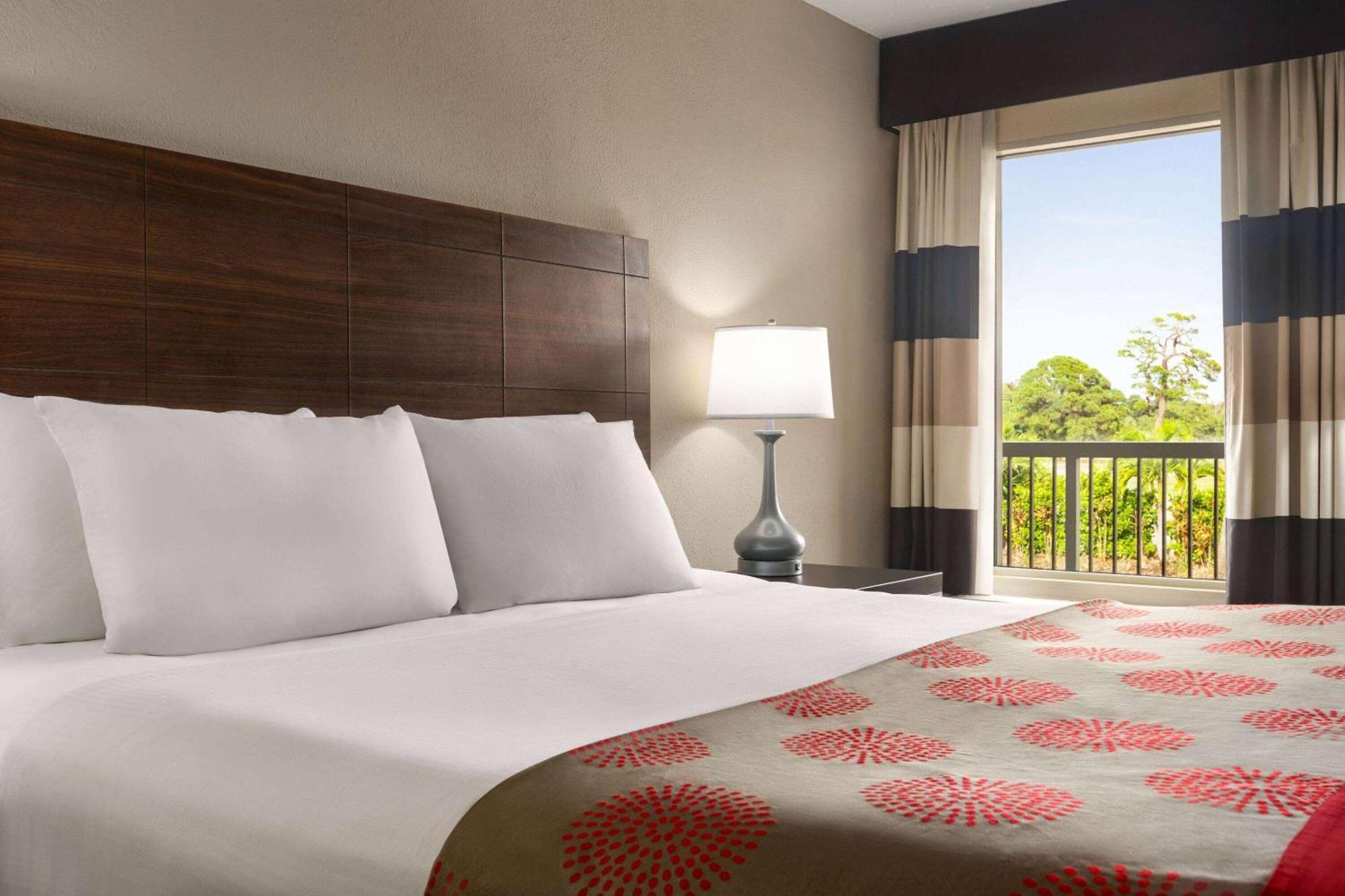 Ramada By Wyndham Waterfront Hotel