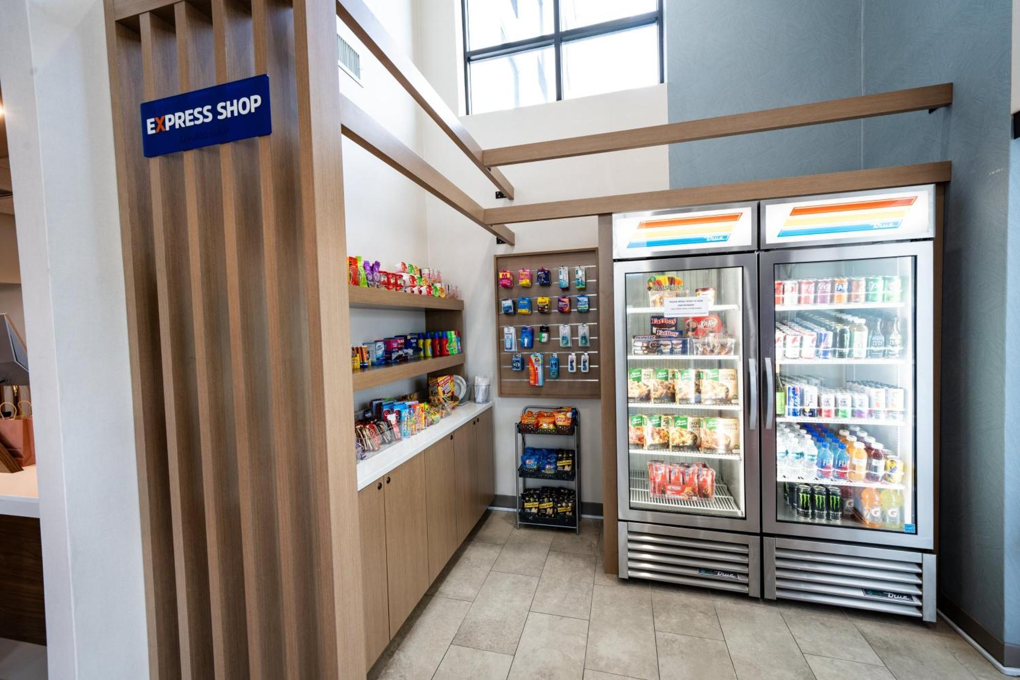 Express & Tampa-oldsmar By Ihg 2* Oldsmar