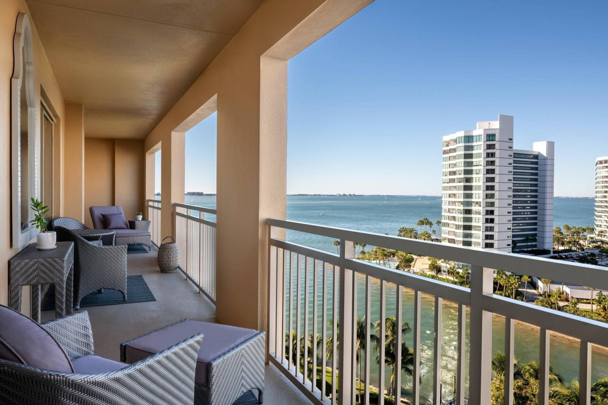The Ritz-carlton, Hotel 5*