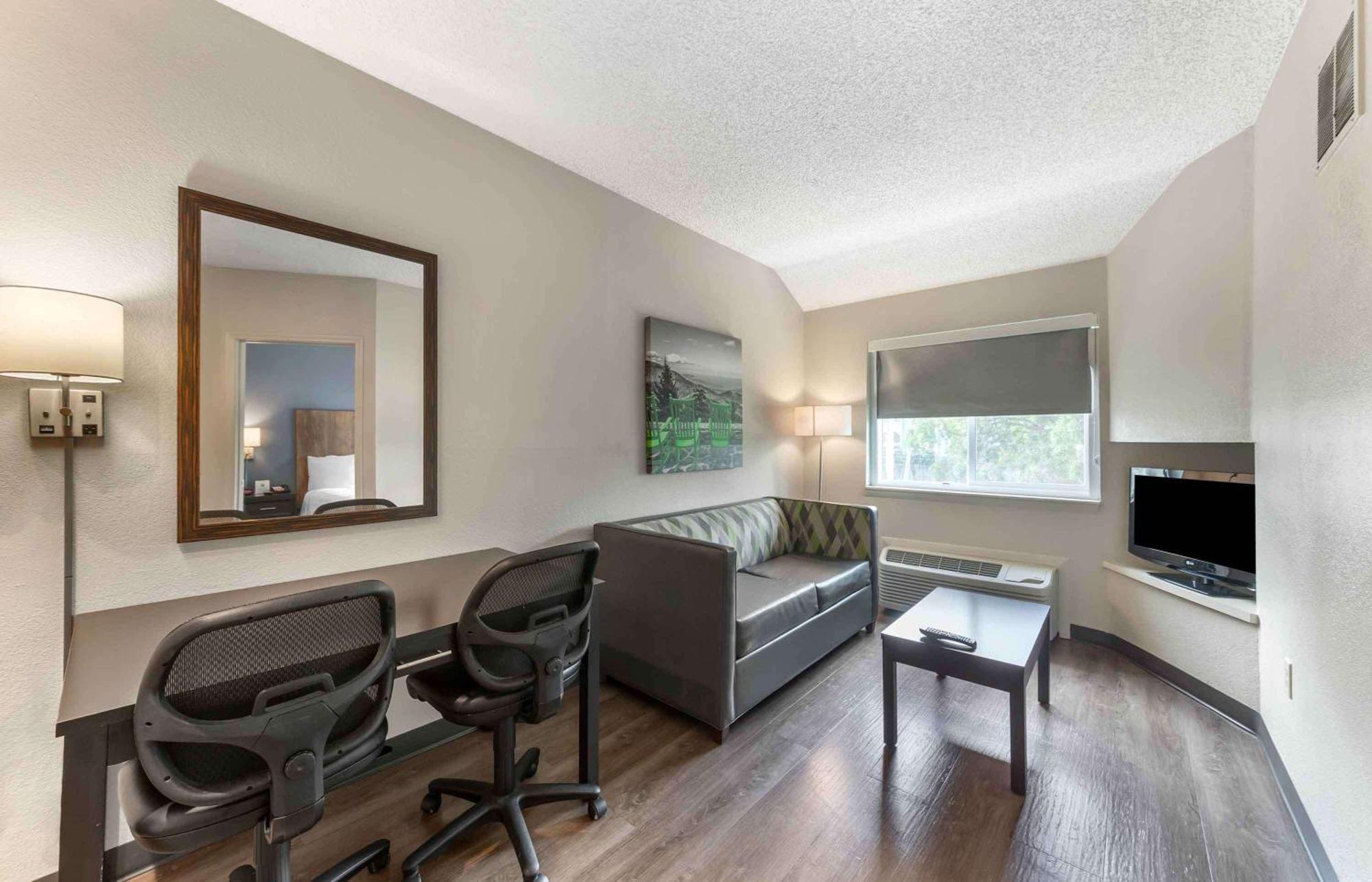 Extended America Premier - Miami - Airport - Hotel 2*