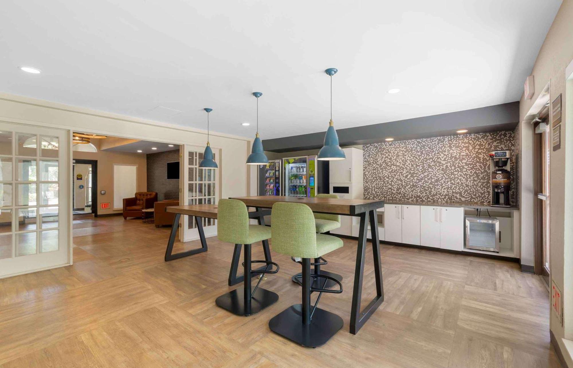 Extended America Premier - Miami - Airport - Hotel 2*