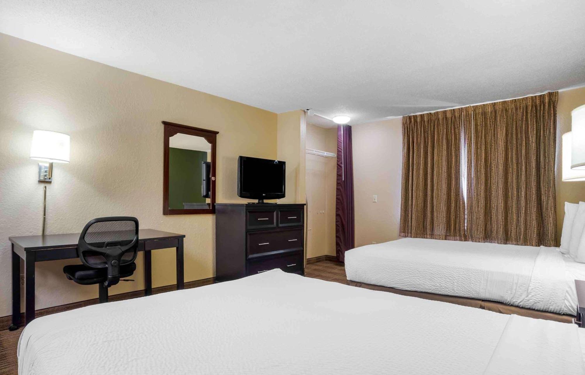 Extended America - Pensacola - Mall Hotel 2*