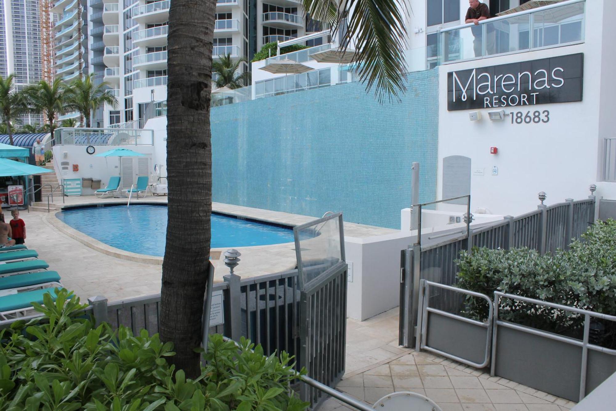 Marenas Aparthotel