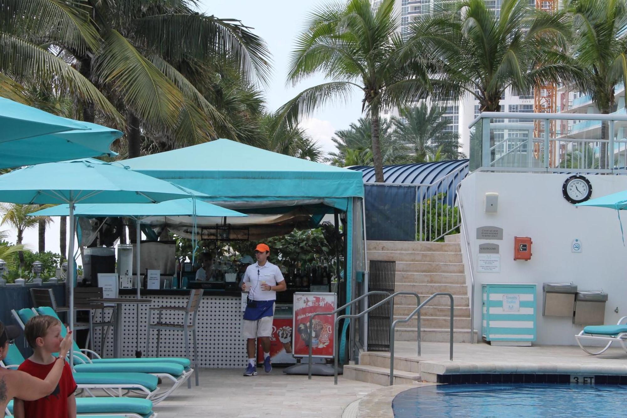 Marenas Sunny Isles Beach