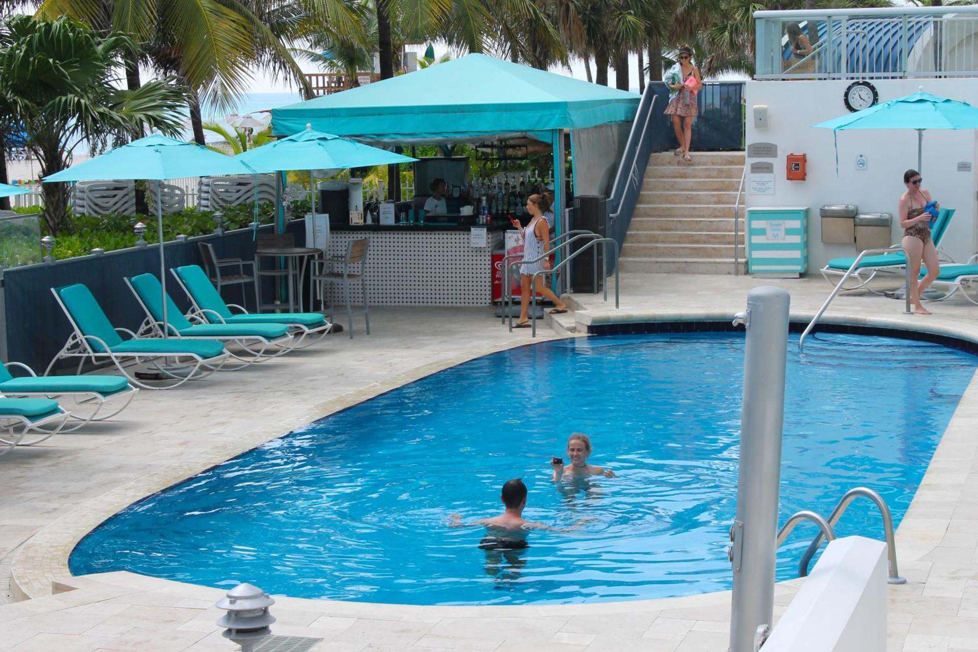 Aparthotel Marenas