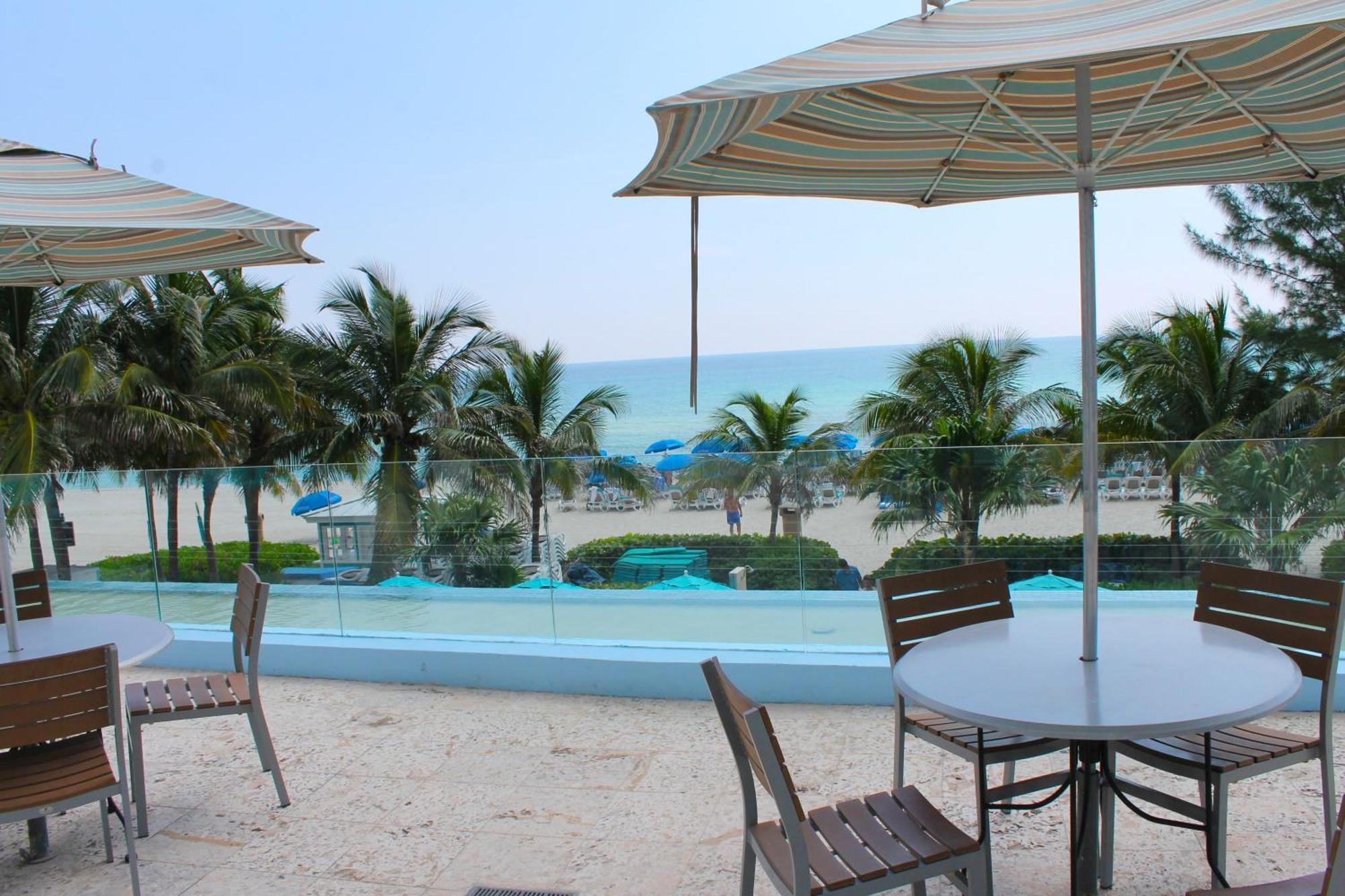 Aparthotel Marenas Sunny Isles Beach