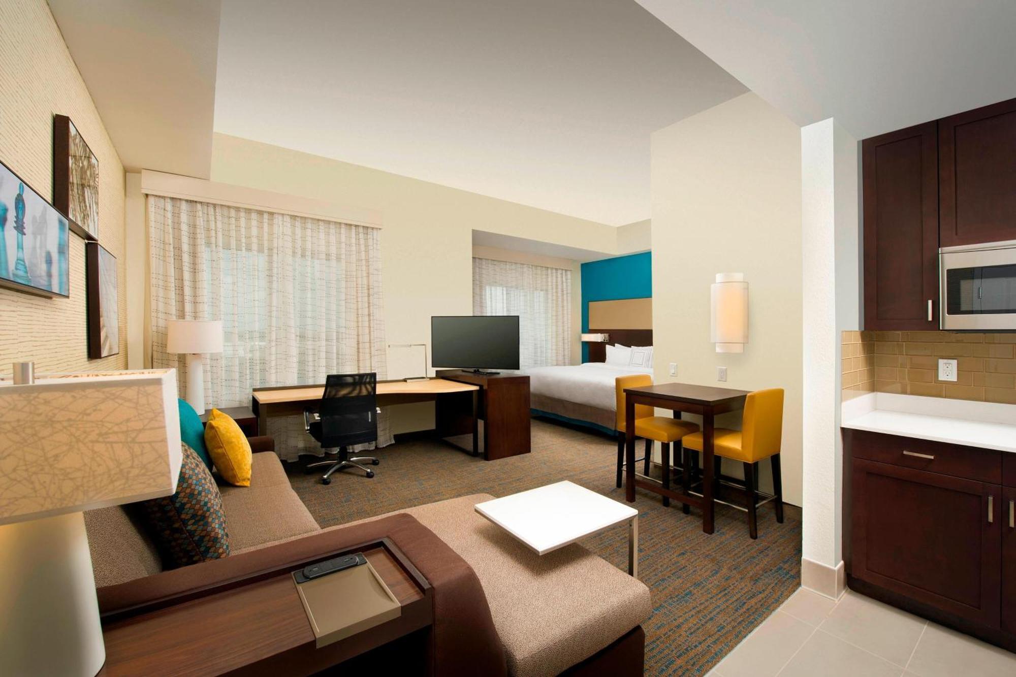 By Marriott Miami Airport West/doral Hotel 3*