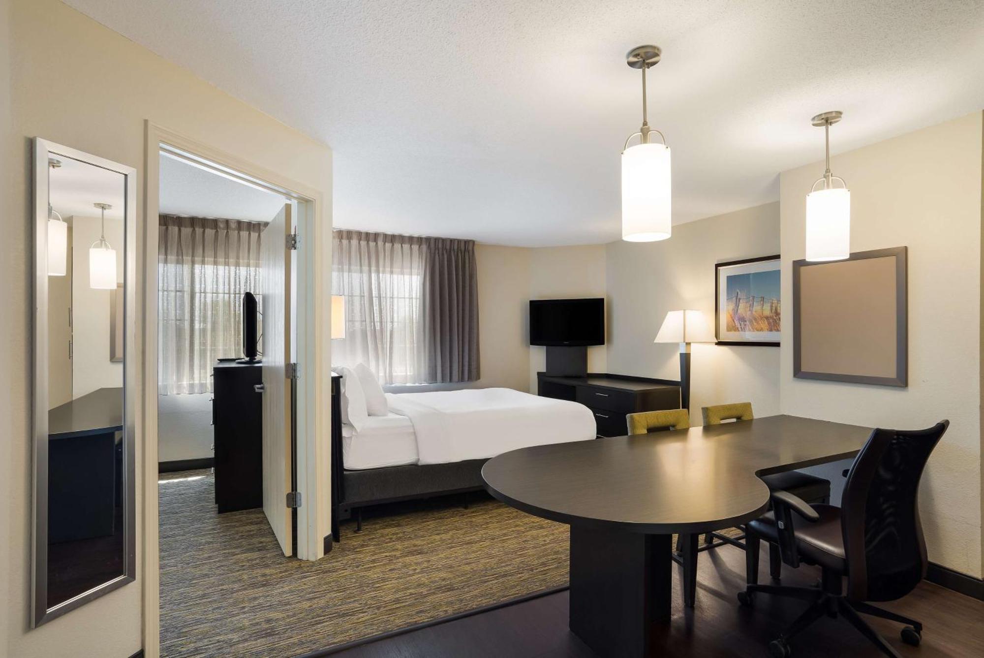 Hotel Sonesta Simply Clearwater