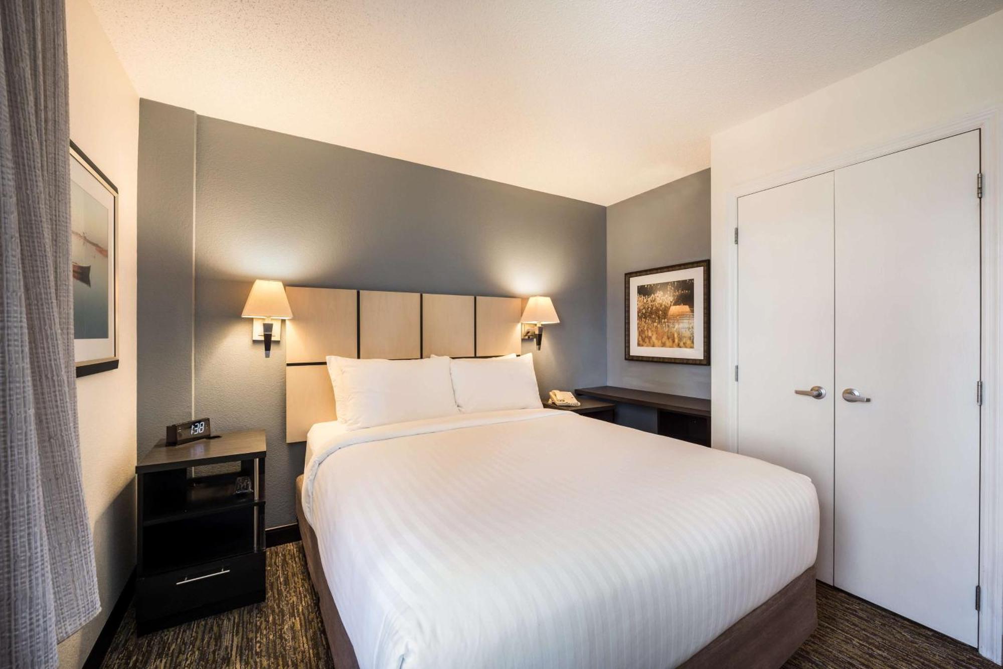 Sonesta Simply Hotel Clearwater