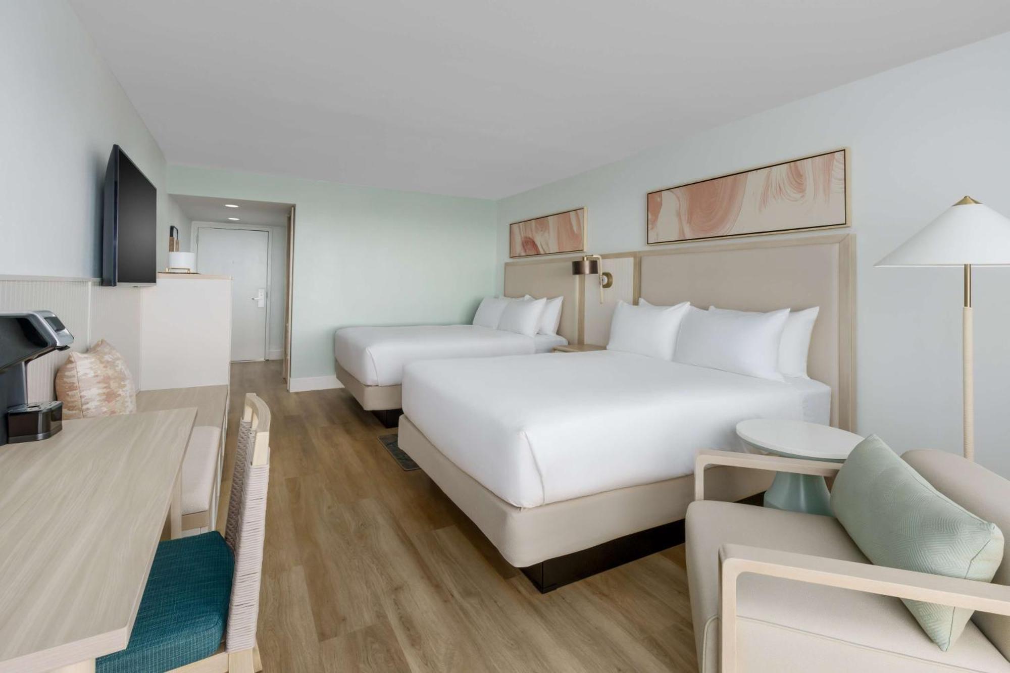 Beal House Walton Beach, Tapestry Collection By Hilton Hotel 4*