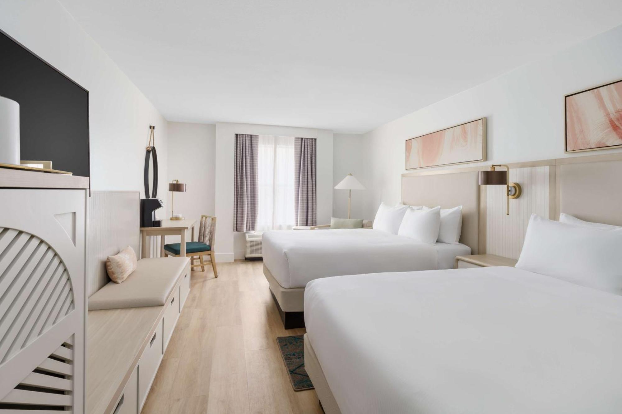 Hotel Beal House Walton Beach, Tapestry Collection By Hilton 4*