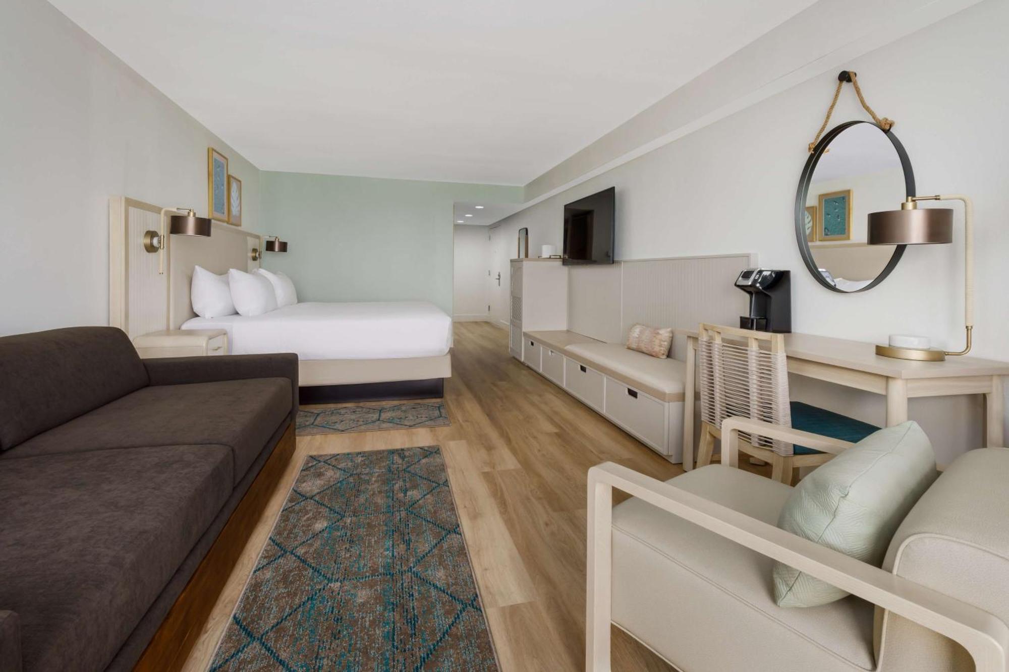 Hotel Beal House Walton Beach, Tapestry Collection By Hilton 4*