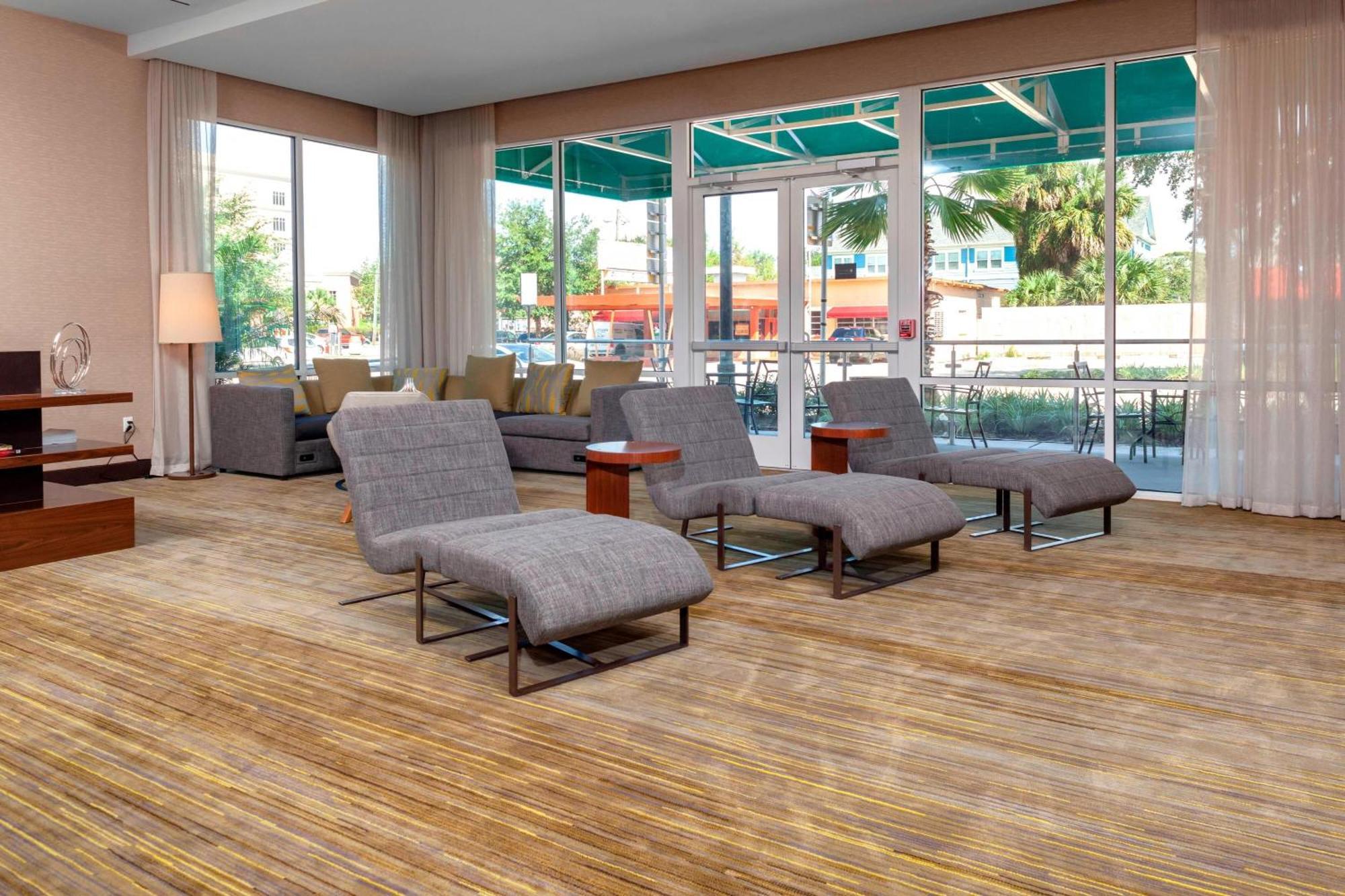 Courtyard By Marriott Historic Downtown Hotel