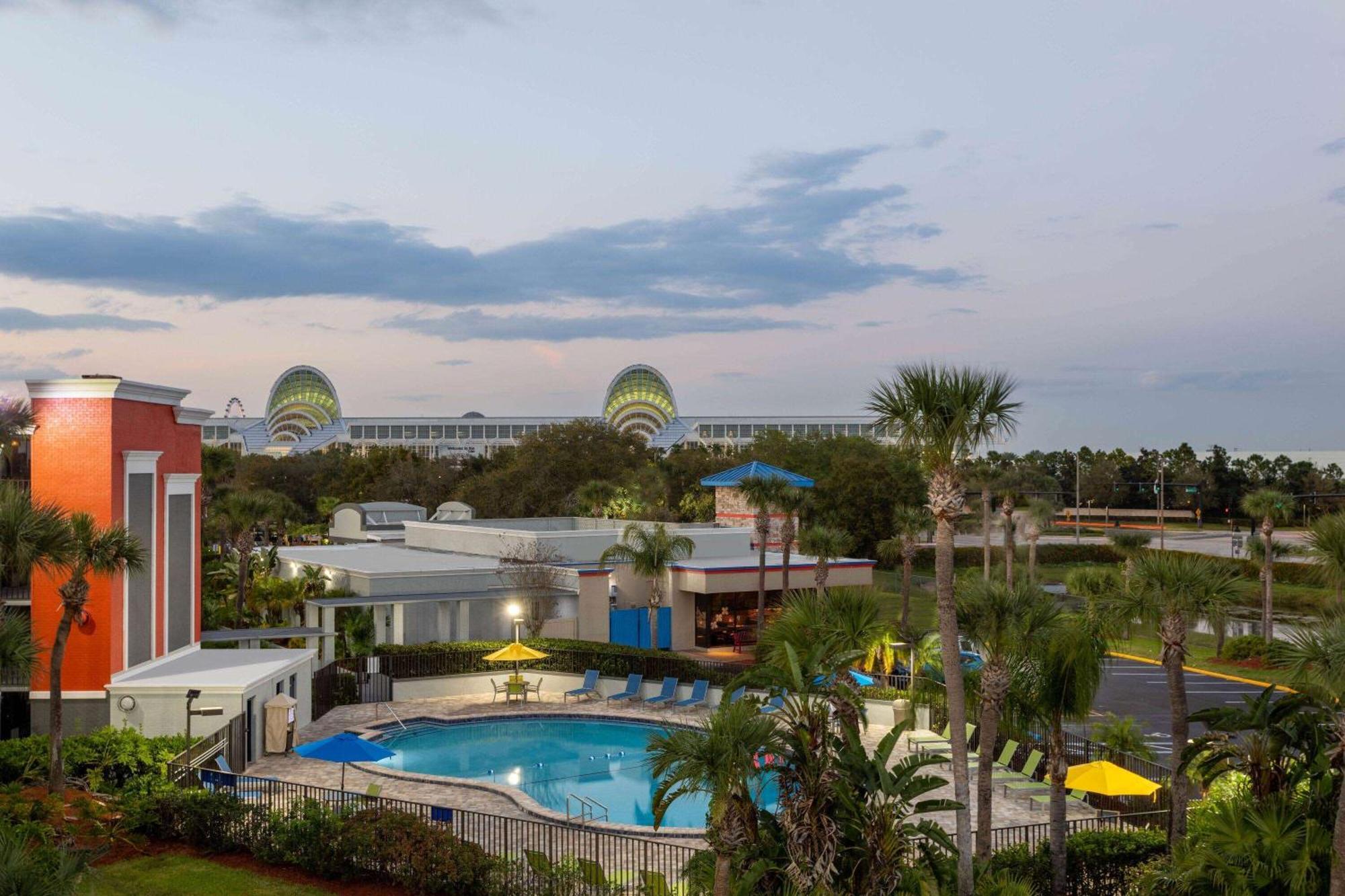 Hotel Days By Wyndham Orlando Conv. Center/international Dr 2*