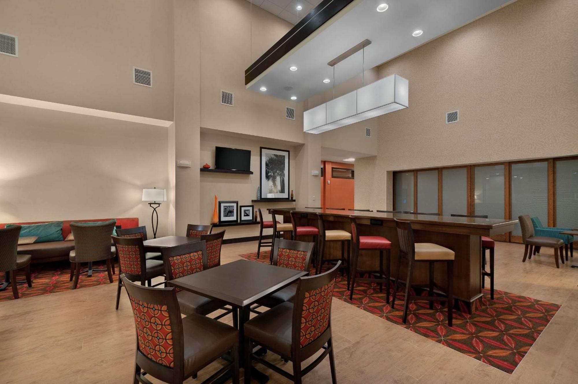 Hampton & Tampa Northwest/oldsmar Hotel