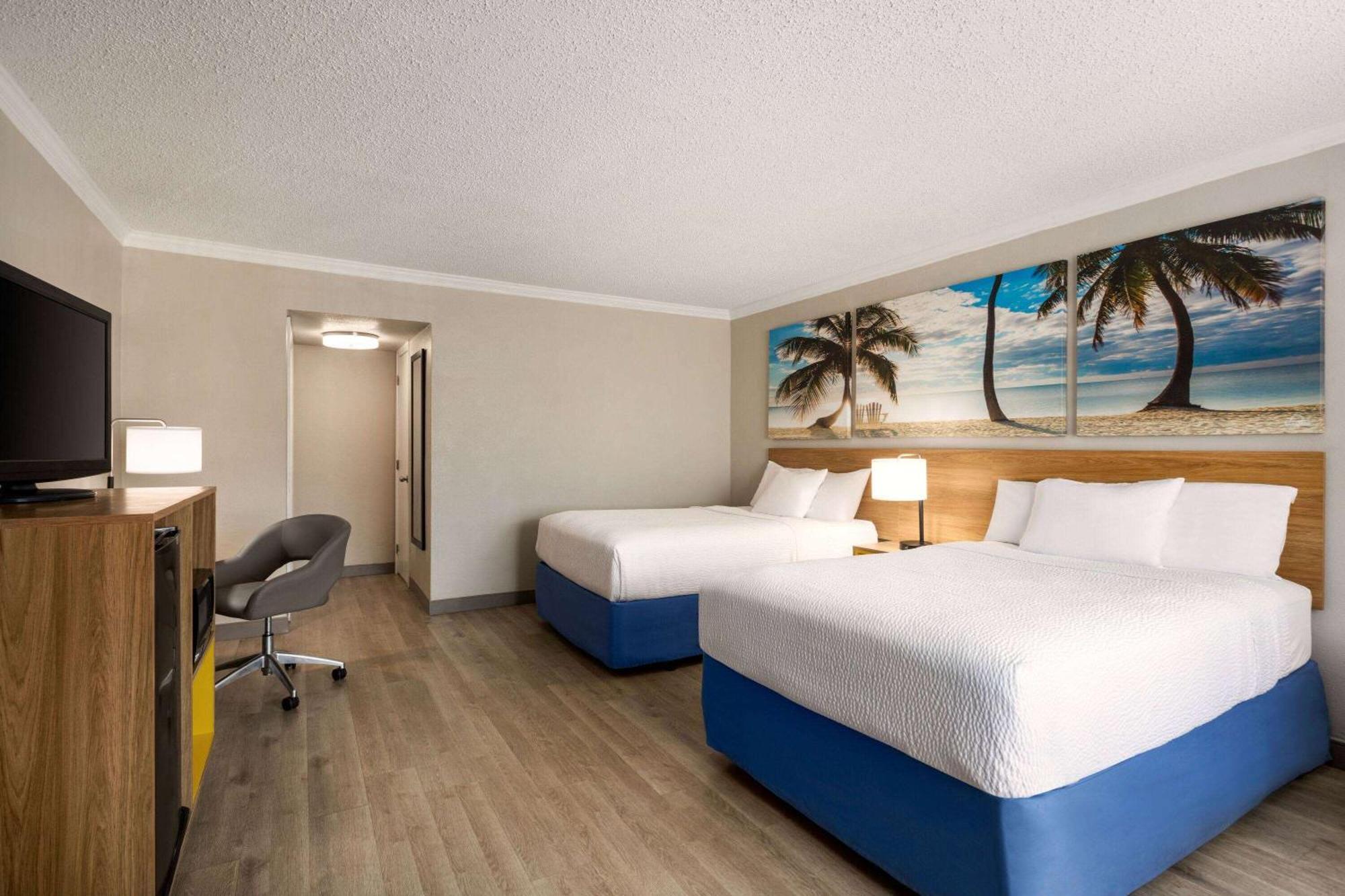 Days By Wyndham Miami Airport North Miami Springs