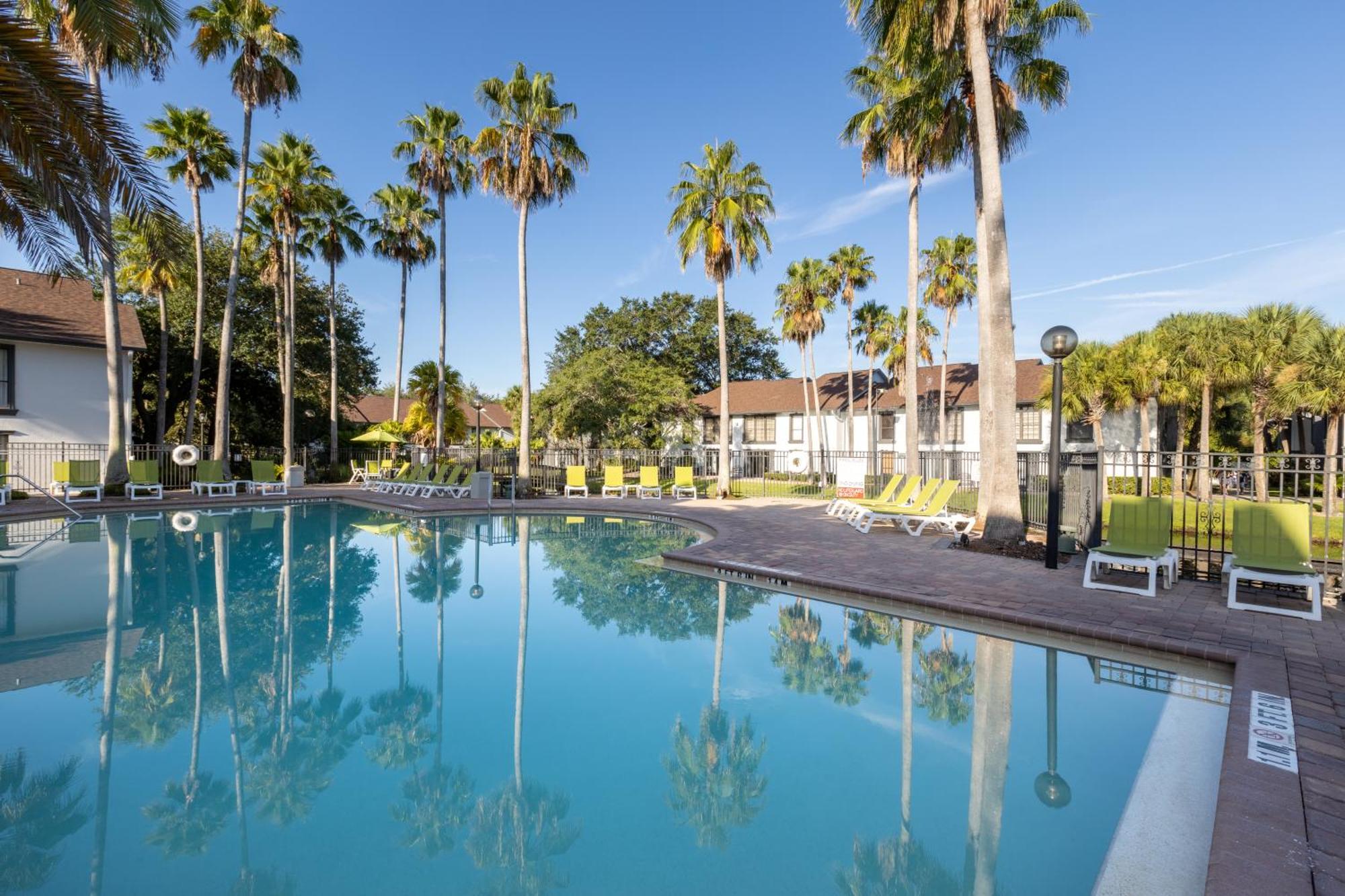 Legacy Vacation & Orlando - Near 3*