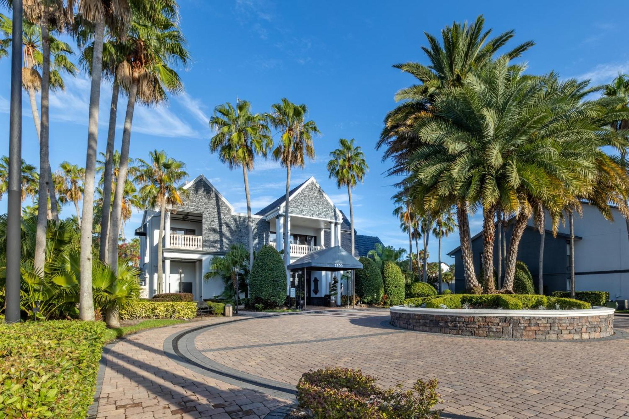 Legacy Vacation & Orlando - Near 3*
