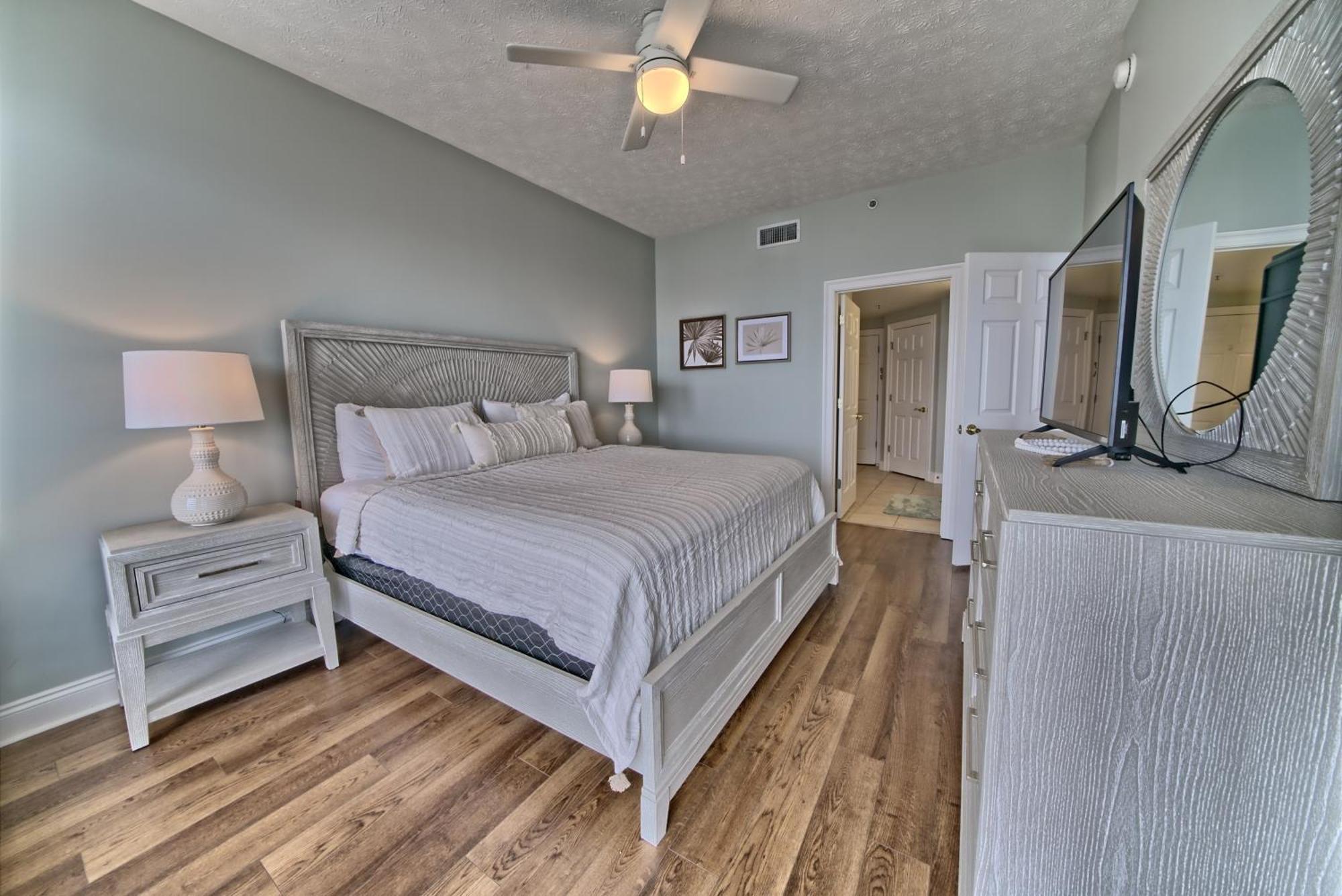Apartment Spectacular Gulf Front With And Picnic Area Access - Unit 1406 *