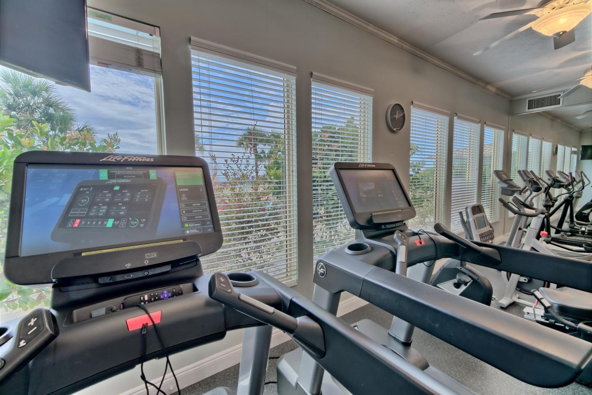 Spectacular Gulf Front With And Picnic Area Access - Unit 1406 Apartment