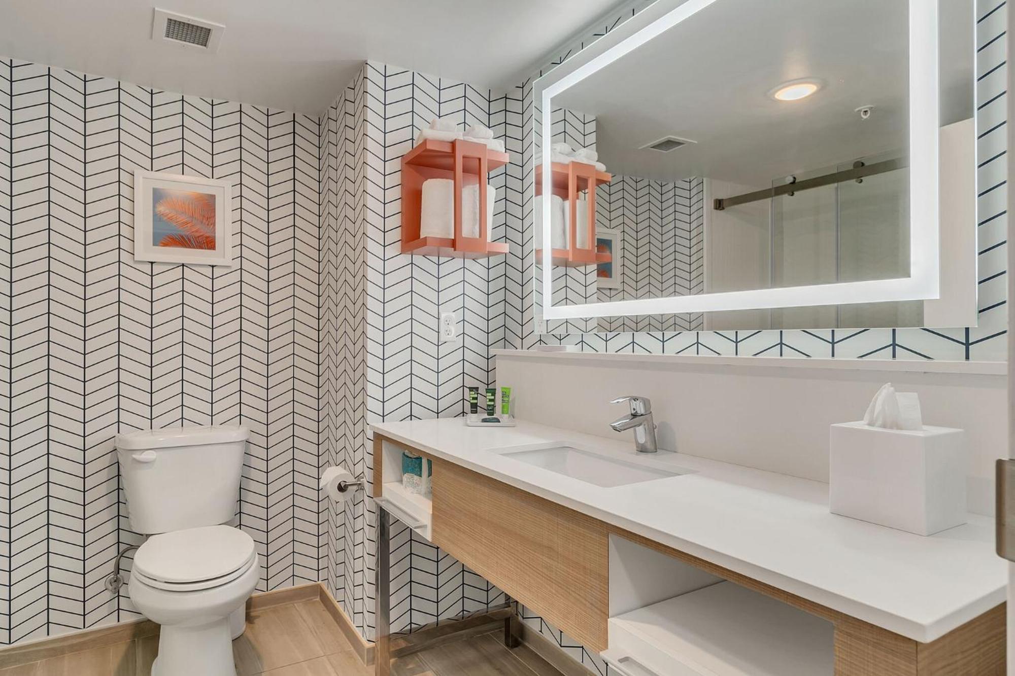 Express & Destin - Miramar By Ihg 3*