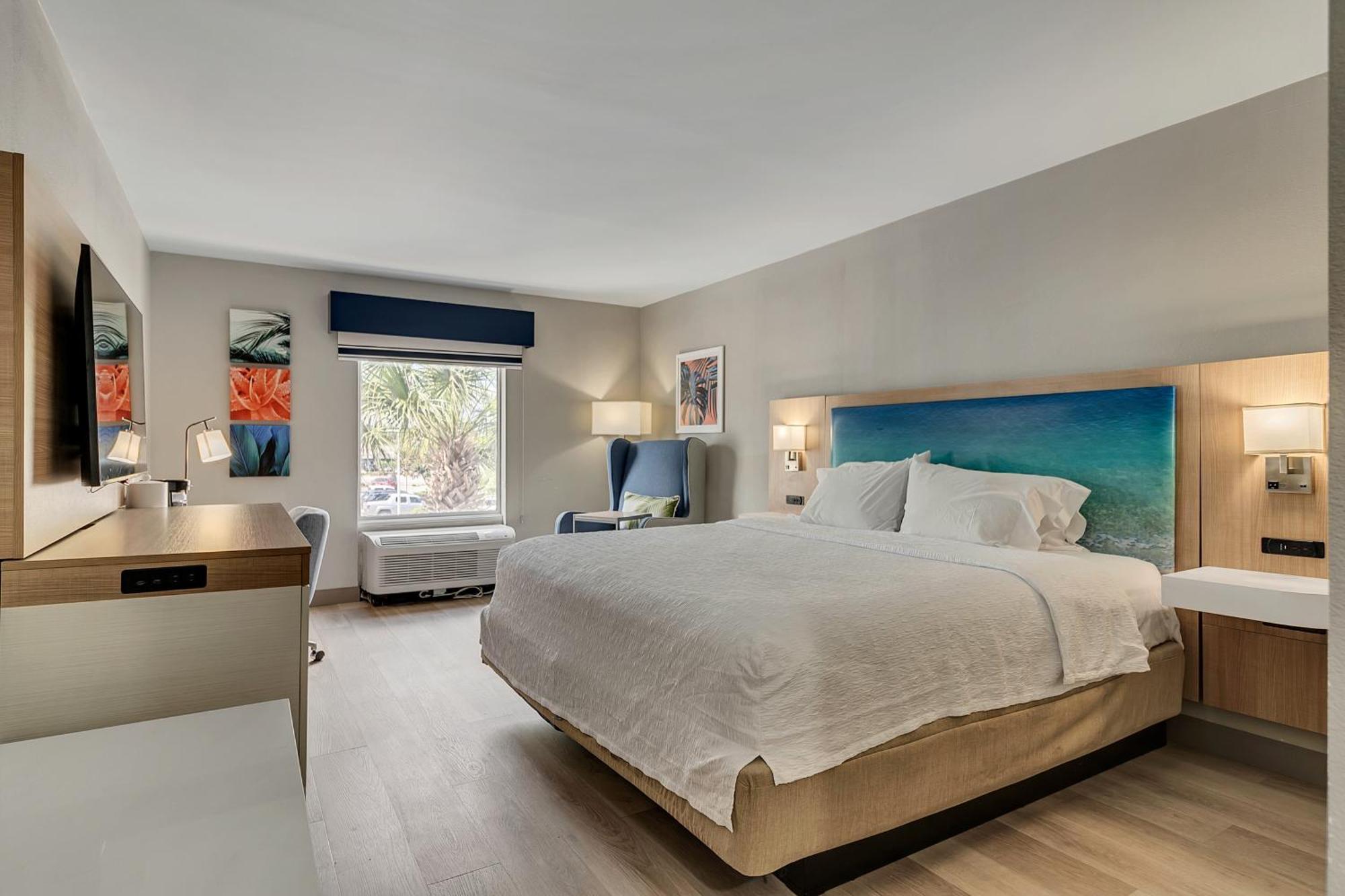 Express & Destin - Miramar By Ihg 3*