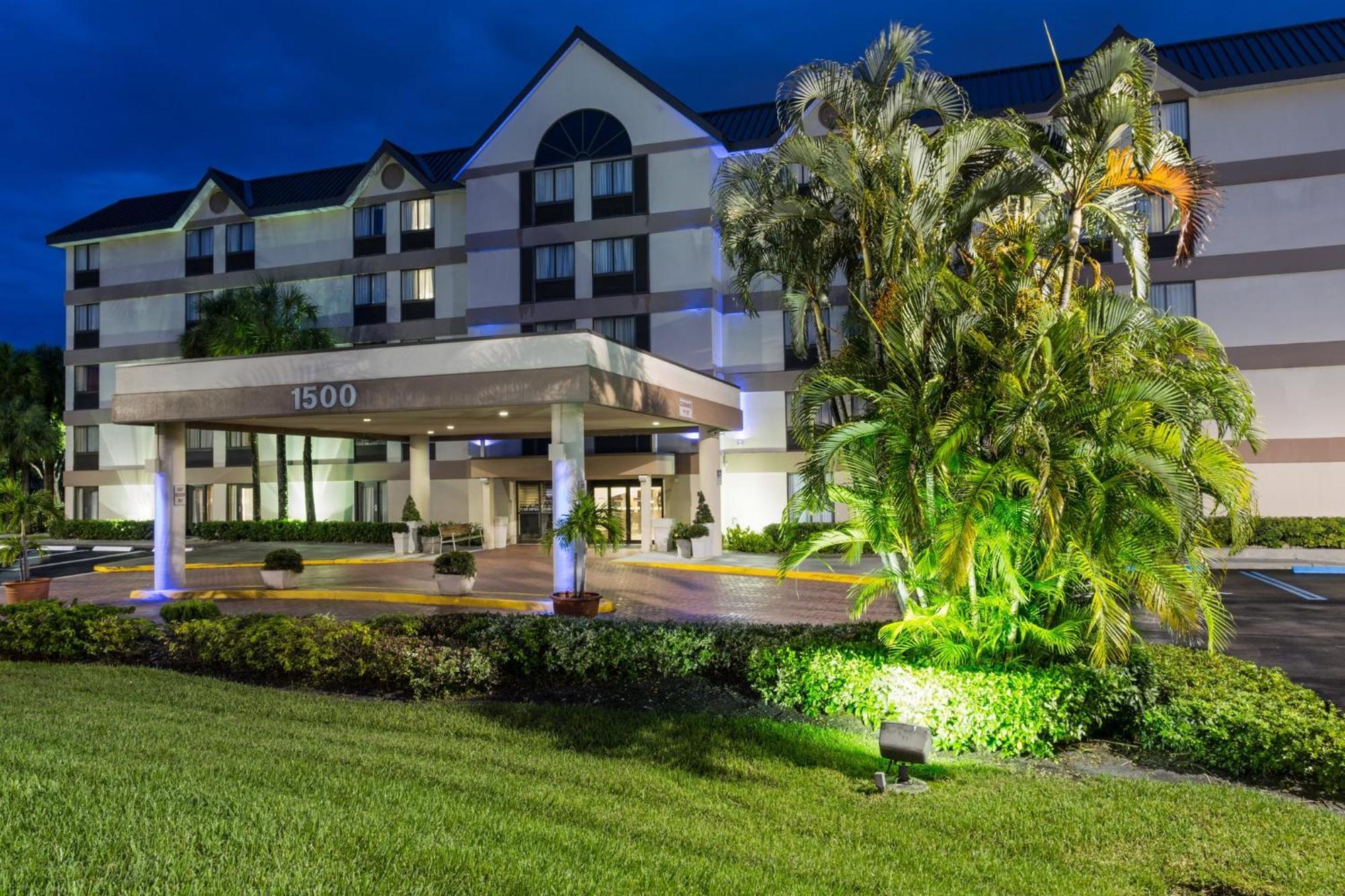 Express Lauderdale North - Executive Airport By Ihg