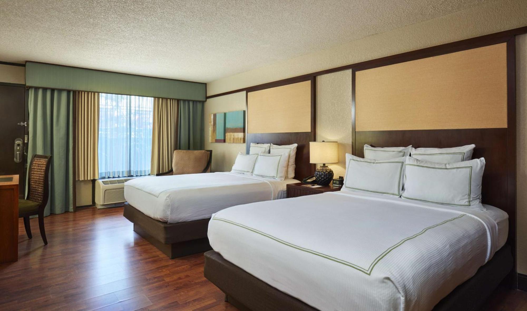 Doubletree By Hilton Orlando At Seaworld Resort Williamsburg