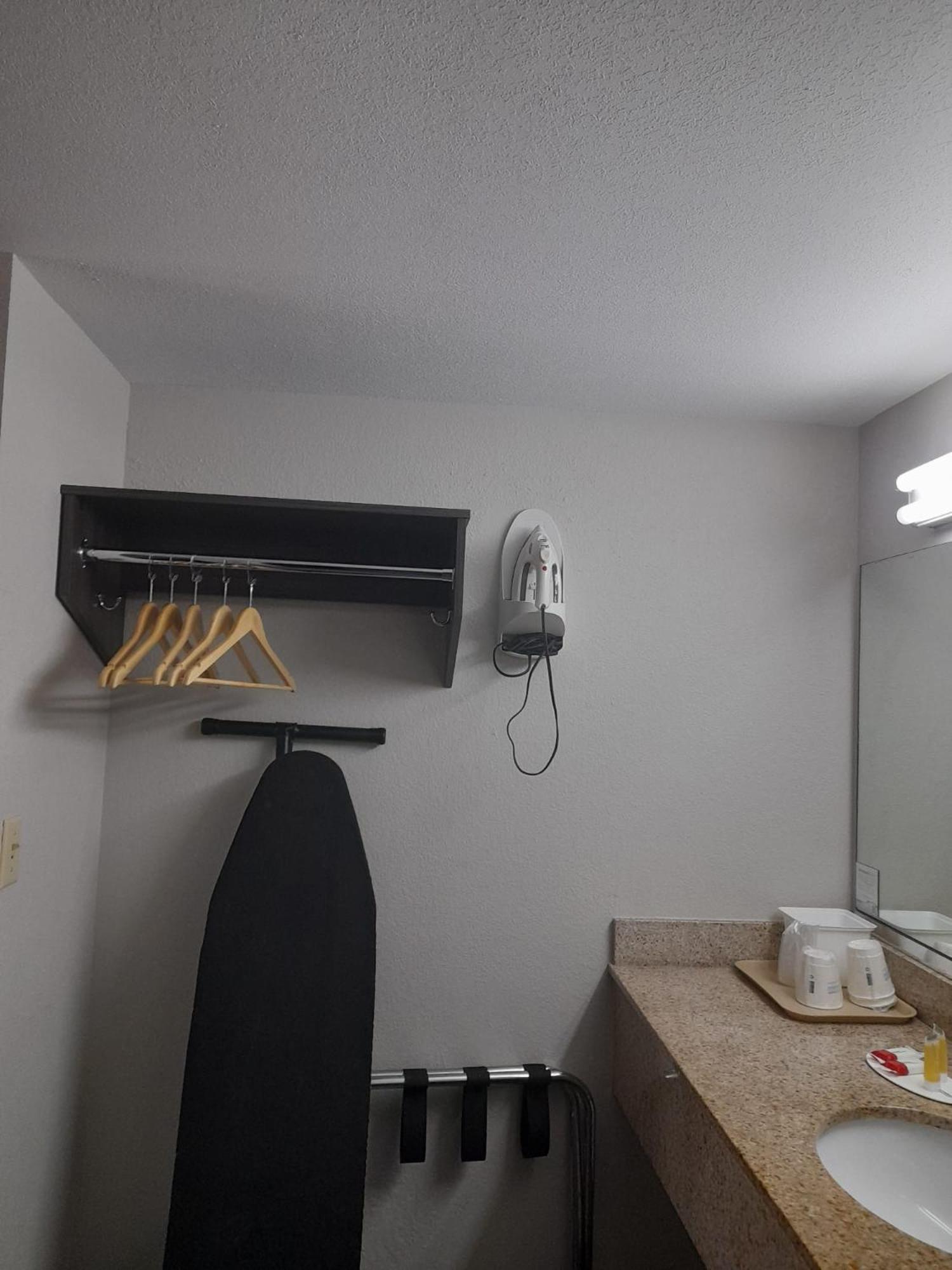 Super 8 By Wyndham Near Lauderdale Arpt 2* Dania Beach