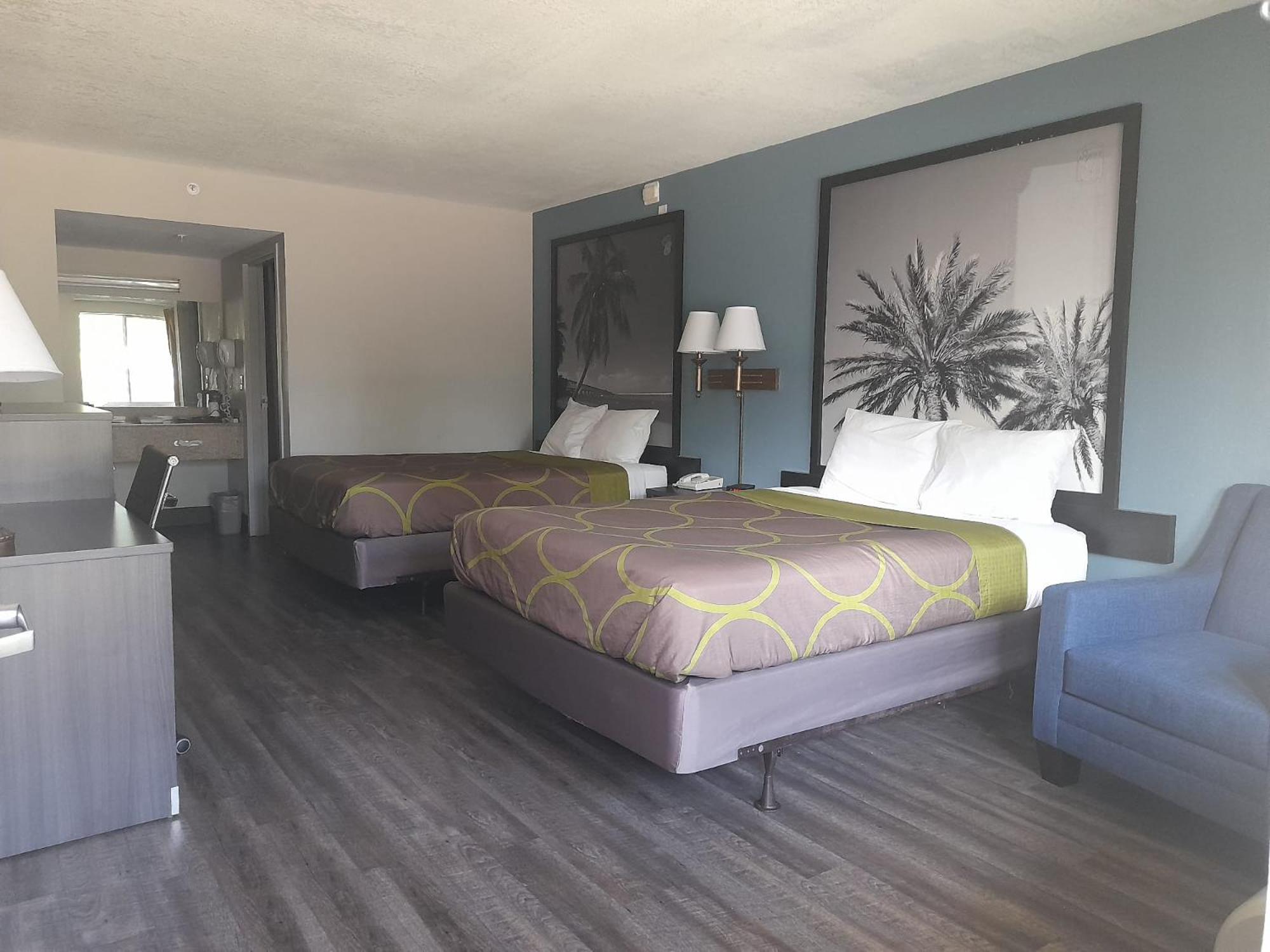 Super 8 By Wyndham Near Lauderdale Arpt Dania Beach