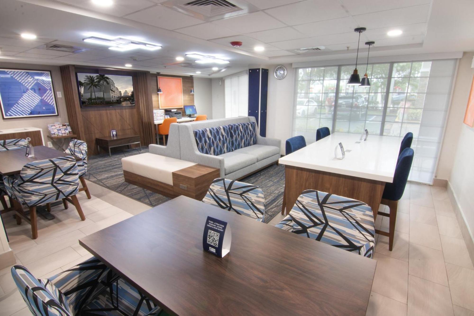 Hotel Express And Lauderdale Airport West By Ihg 3*