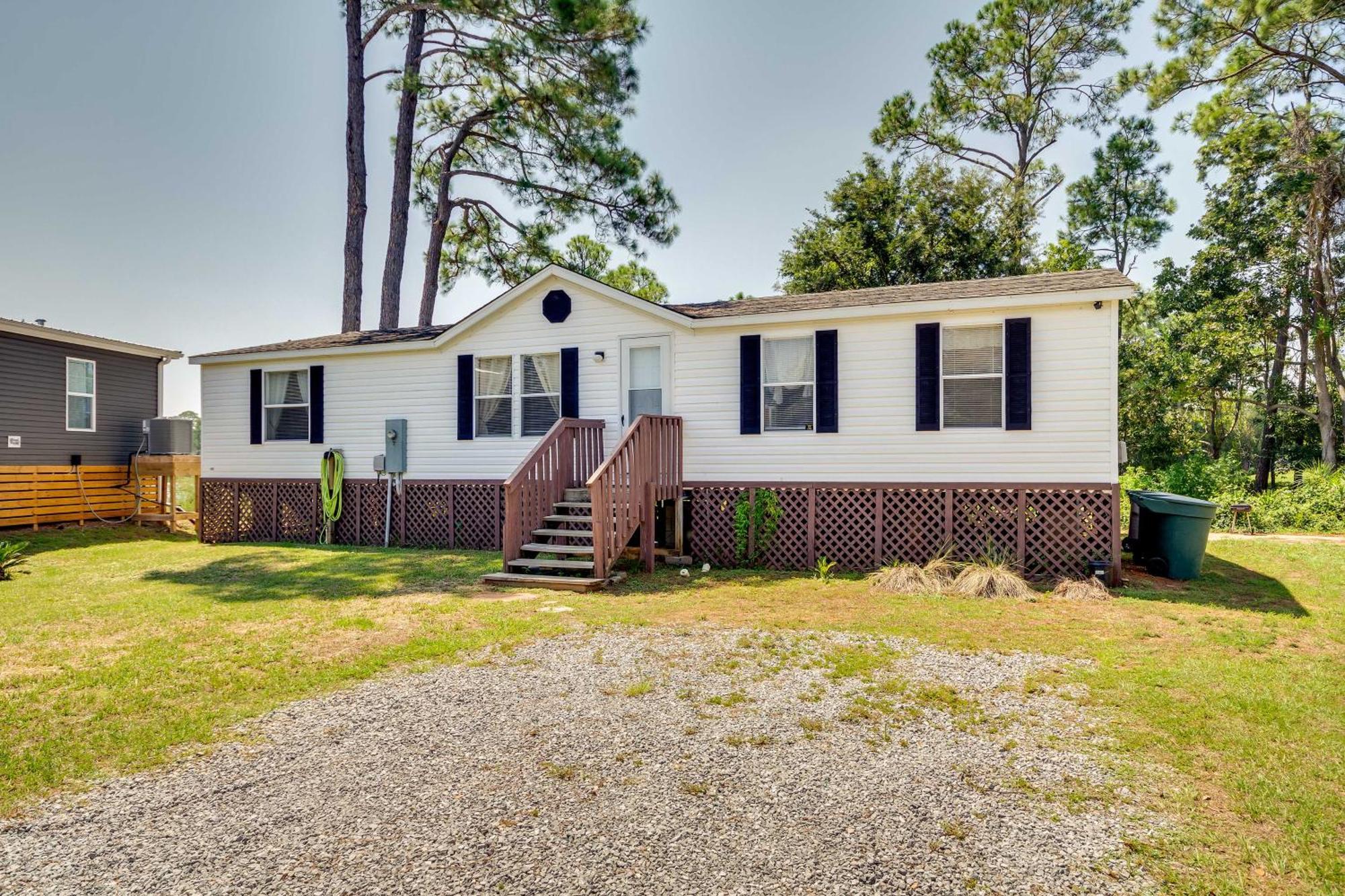 Stunning Home, 8 Mi To Downtown! *