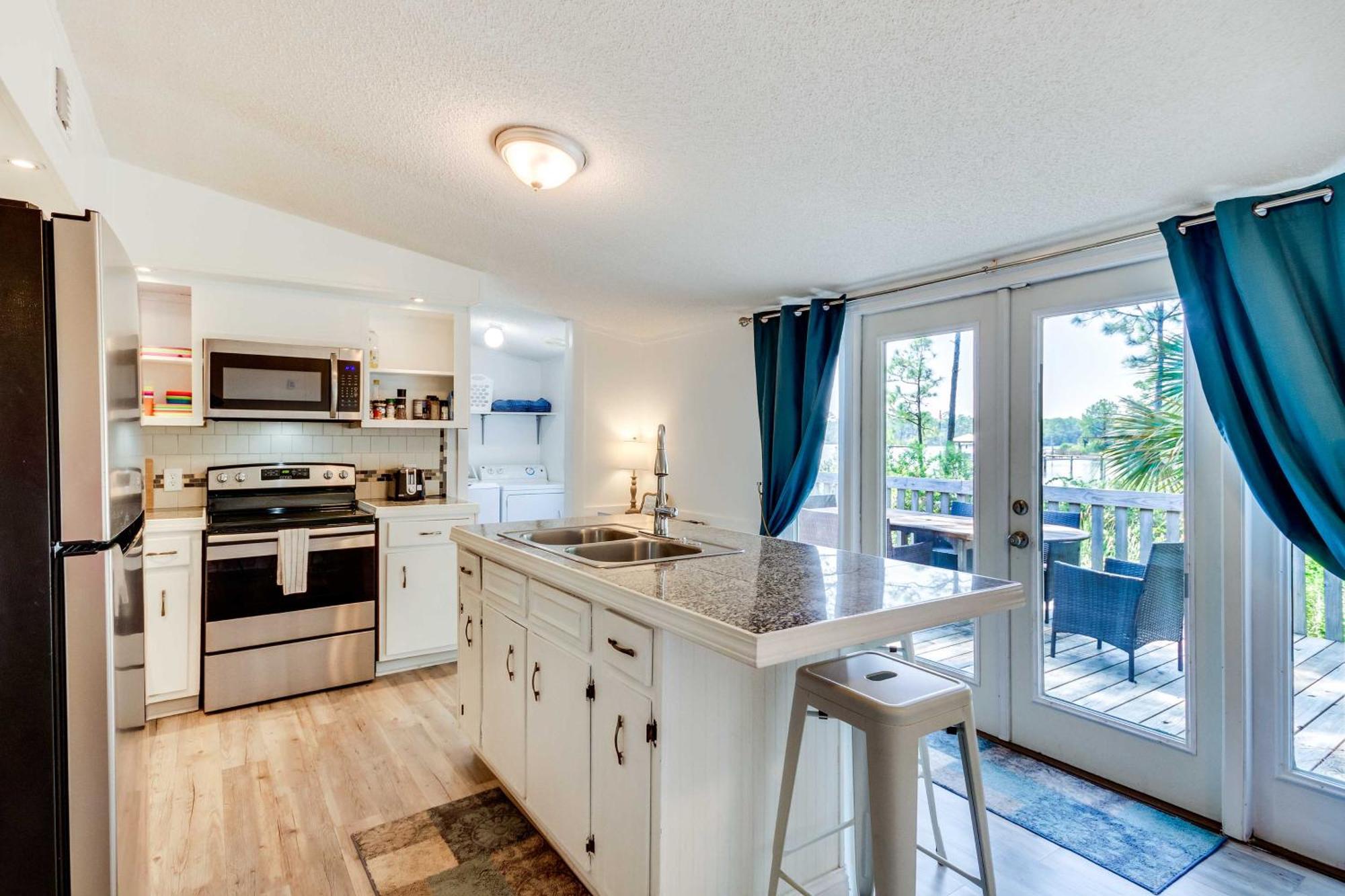 Holiday home Stunning Home, 8 Mi To Downtown!