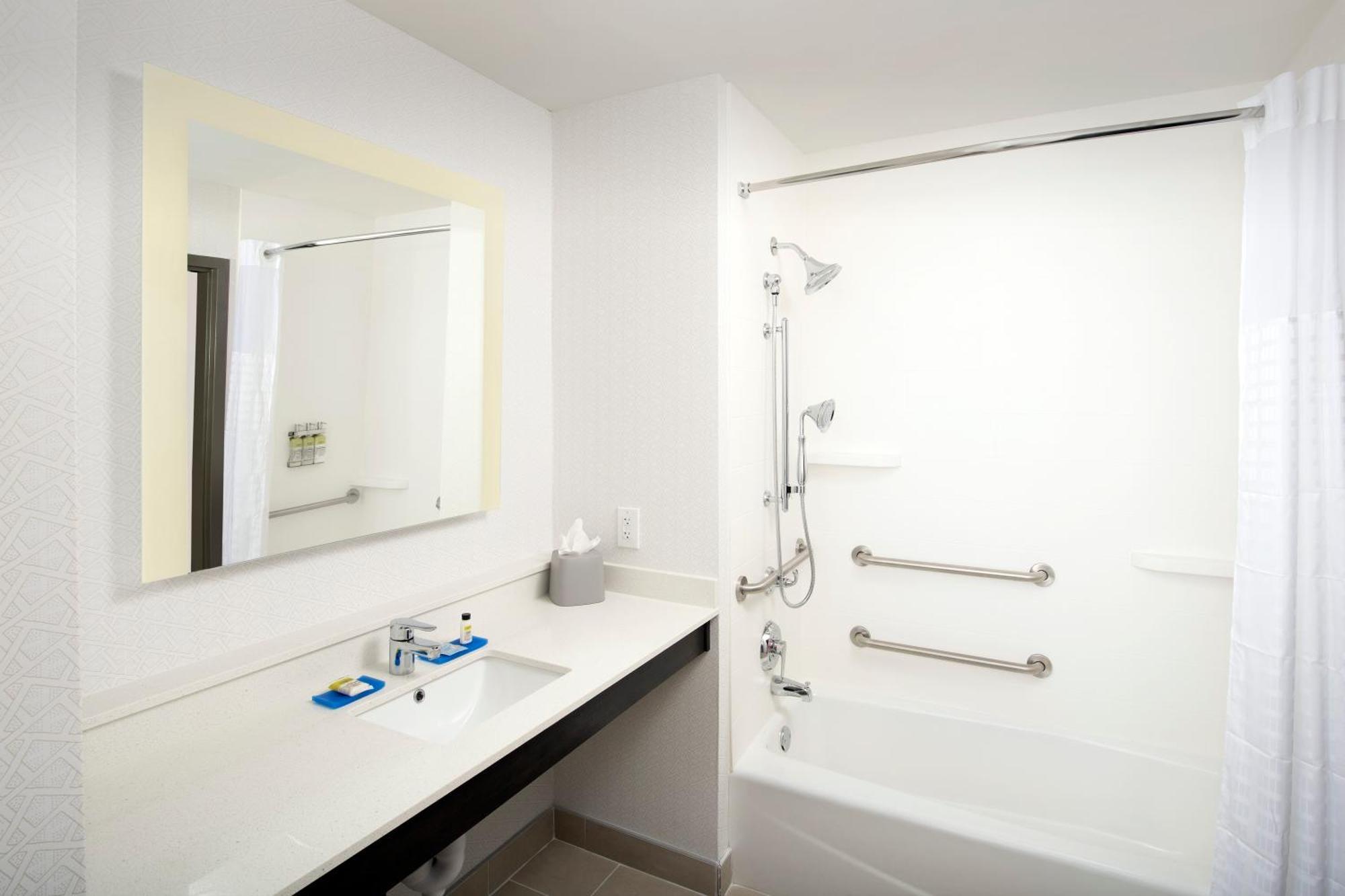 Express Downtown By Ihg Hotel Pensacola