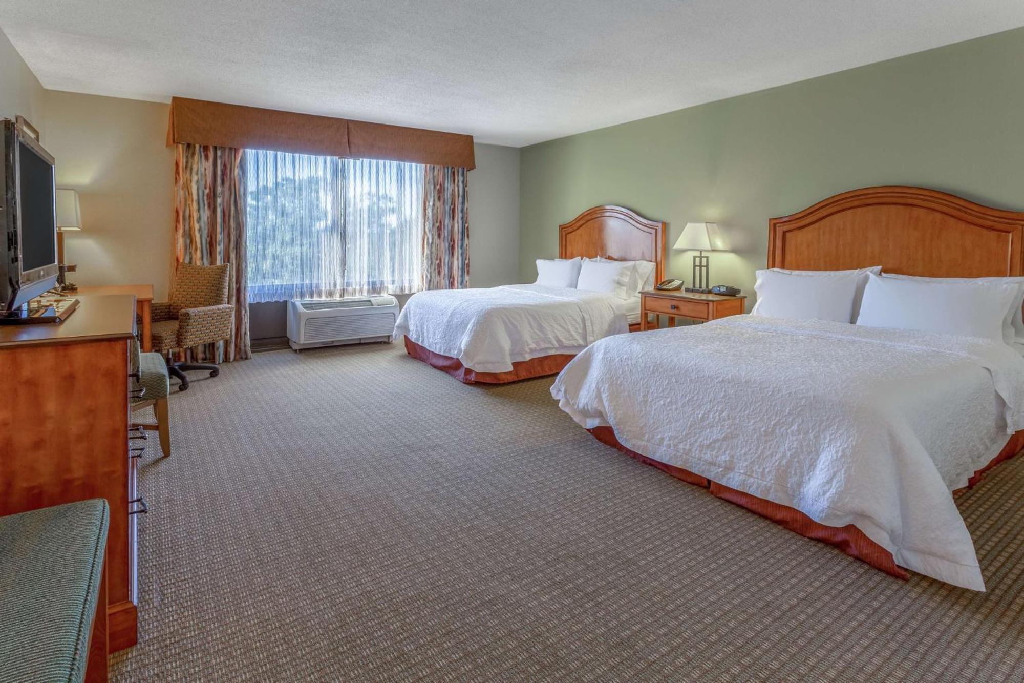Hampton -