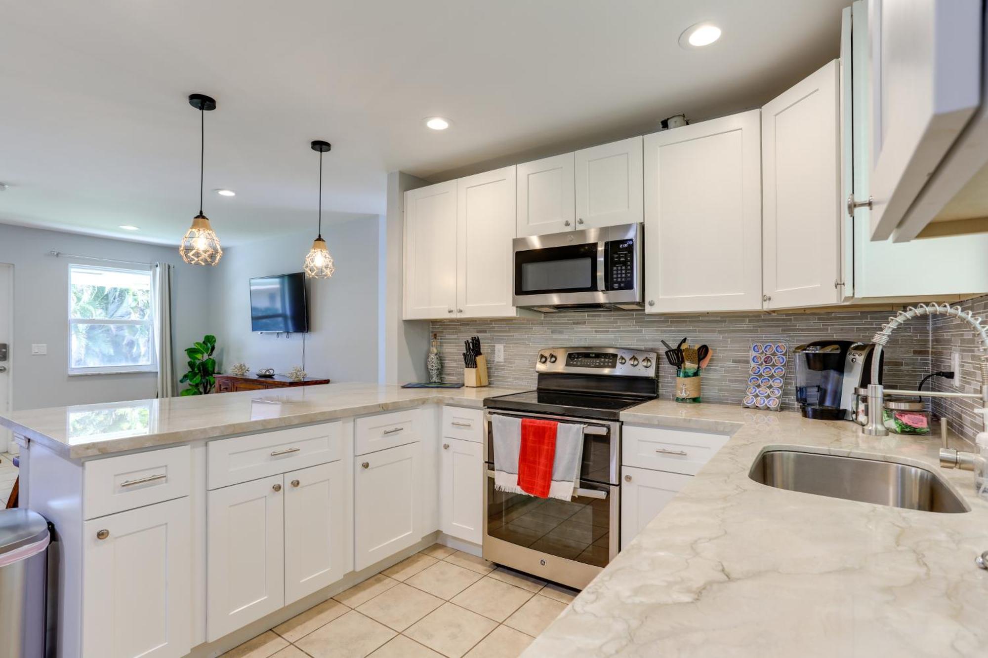 Coastal Townhome With Patio About 2 Mi To Beach! North Palm Beach